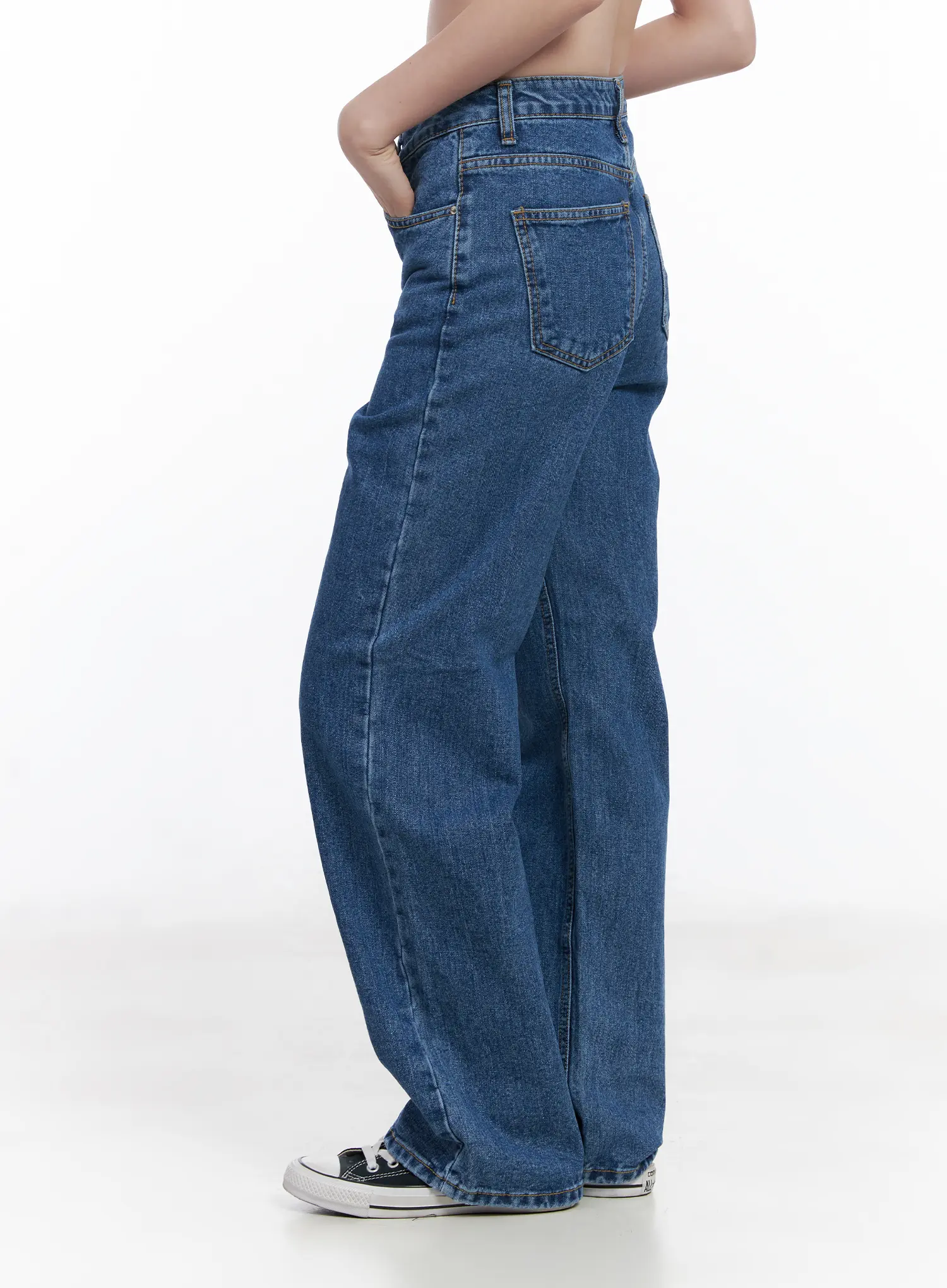 Aila Relaxed Fit Jeans CJ519 - Image 5