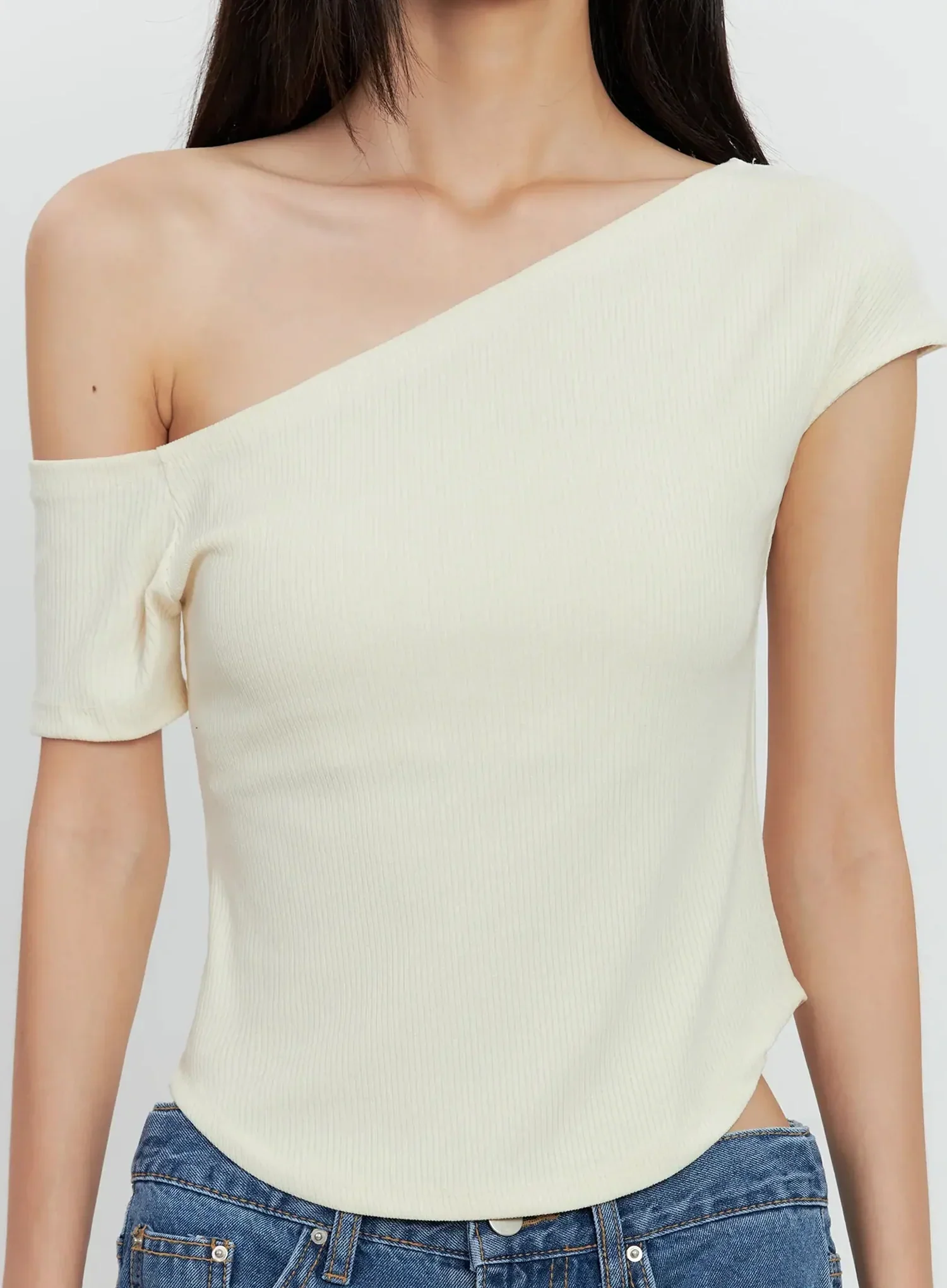 Asymmetric Ribbed Short-Sleeve IL528 - Image 4
