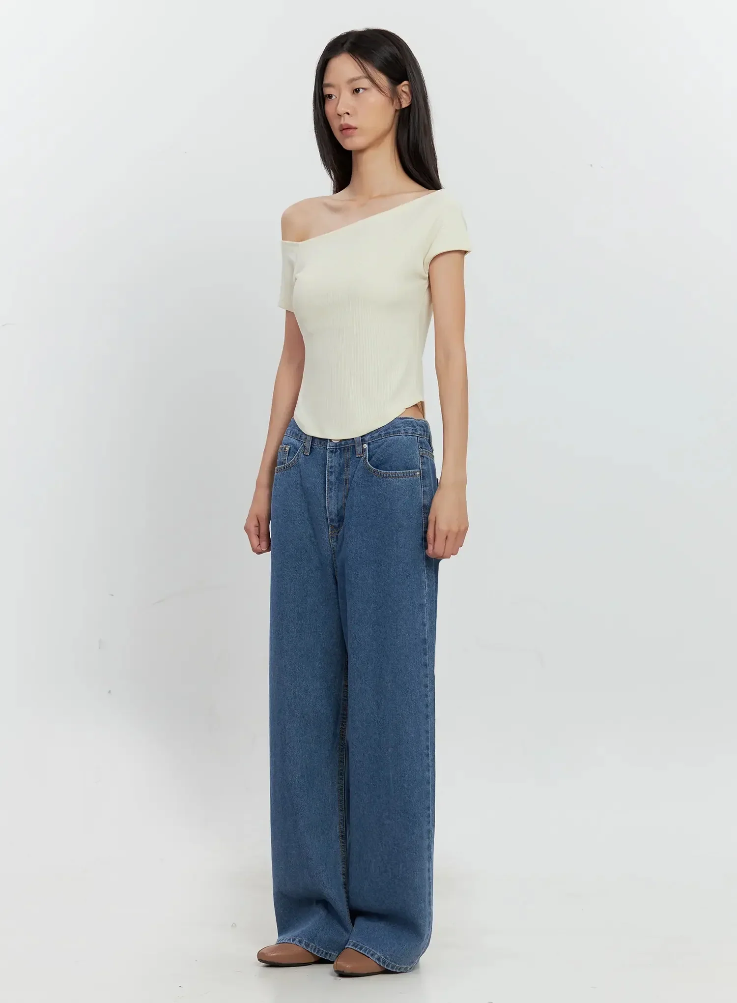 Asymmetric Ribbed Short-Sleeve IL528 - Image 6