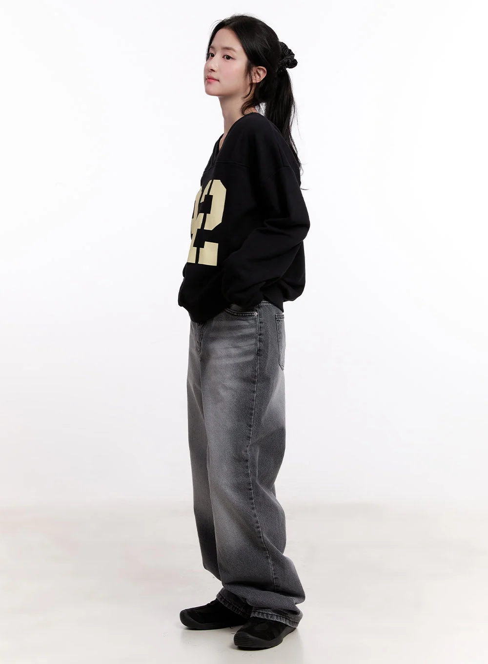 Athena Washed Wide-Leg Jeans CM527 - Image 4
