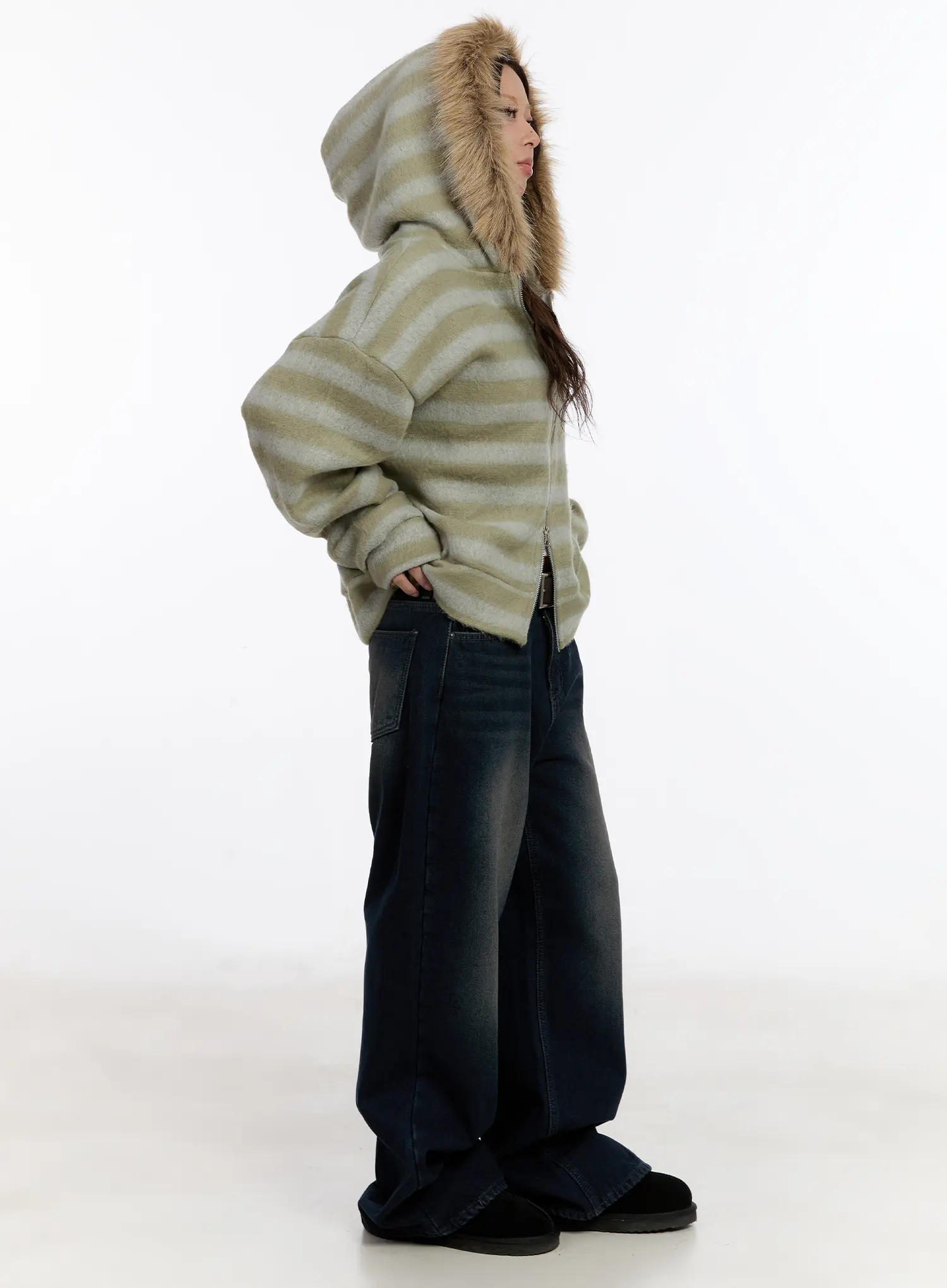Auro Fleece-lined Wide Leg Jeans CN527 - Image 5