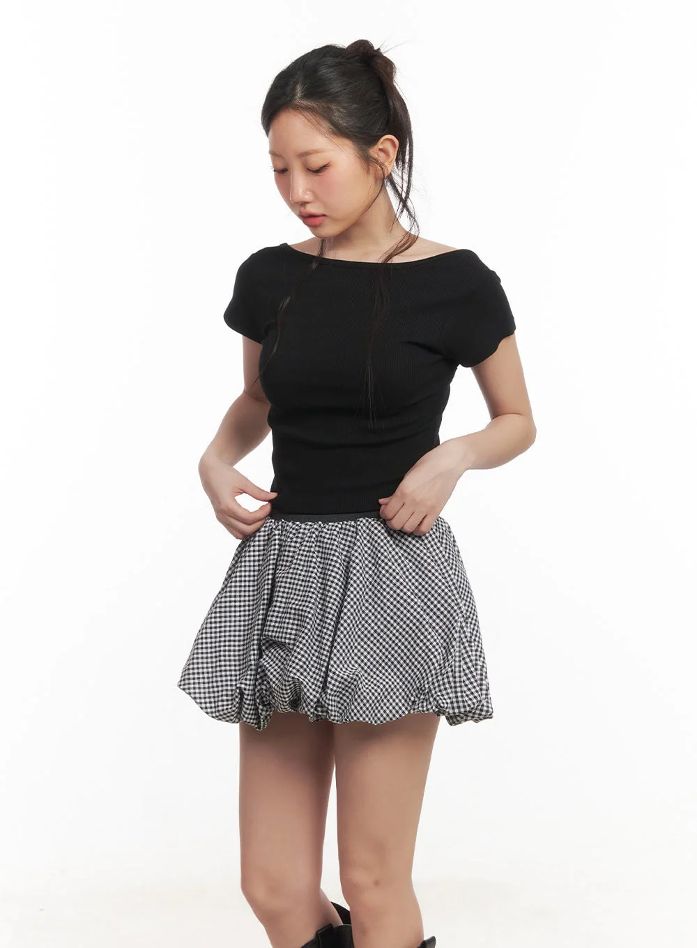 Backless Ribbed Crop Top CA529 - Image 11