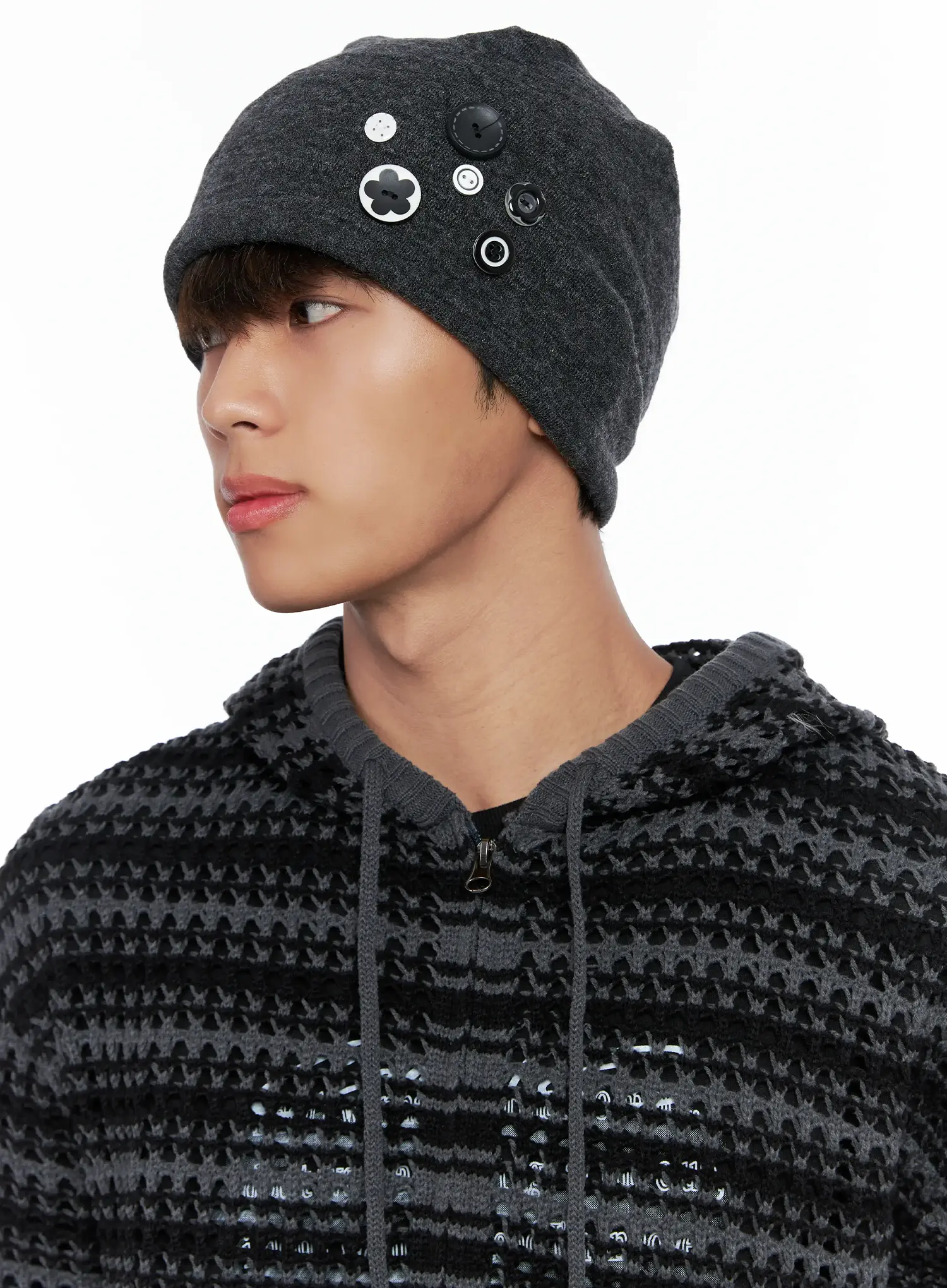 Button Decor Beanie IO506