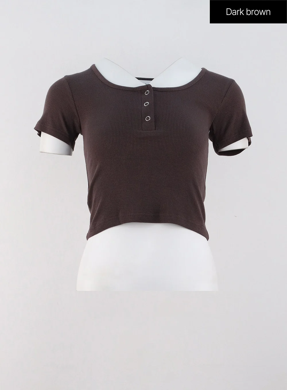 Buttoned U-Neck Crop Tee OG318 - Image 16