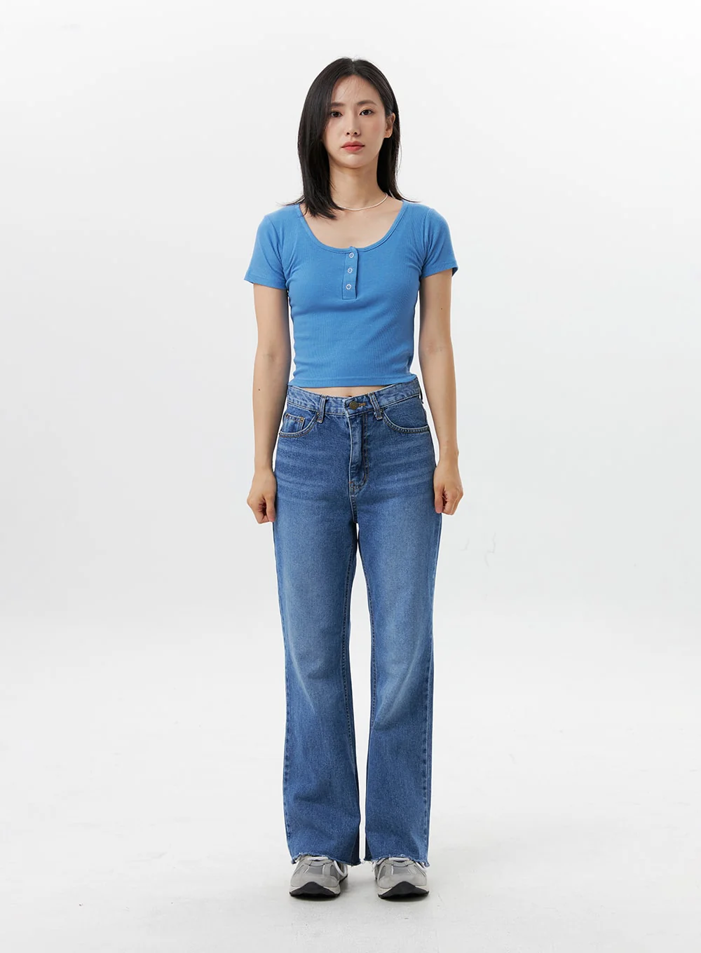 Buttoned U-Neck Crop Tee OG318 - Image 8