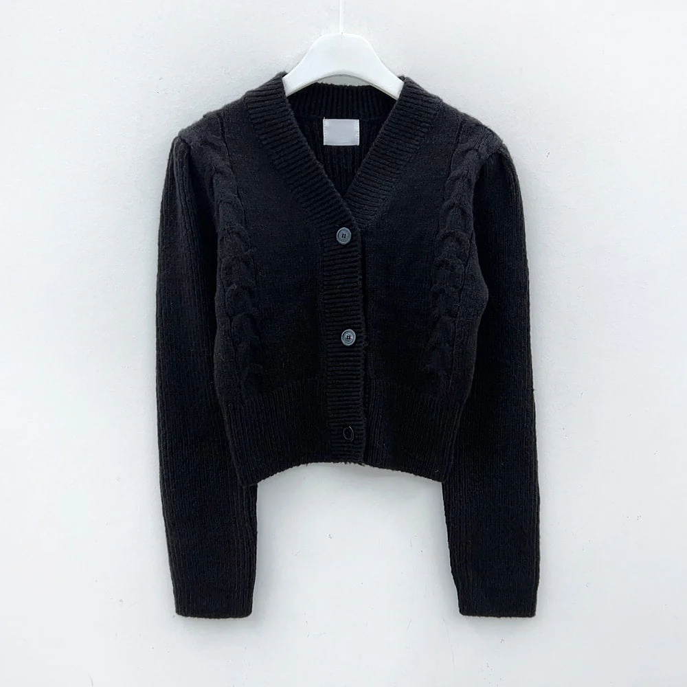 Cable Knit Cropped Cardigan J31 - Image 30