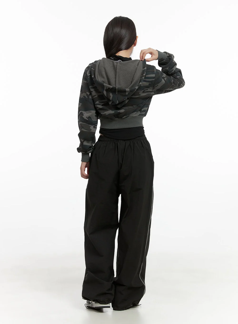 Camo Cropped Hoodie Zip-up CO402 - Image 4