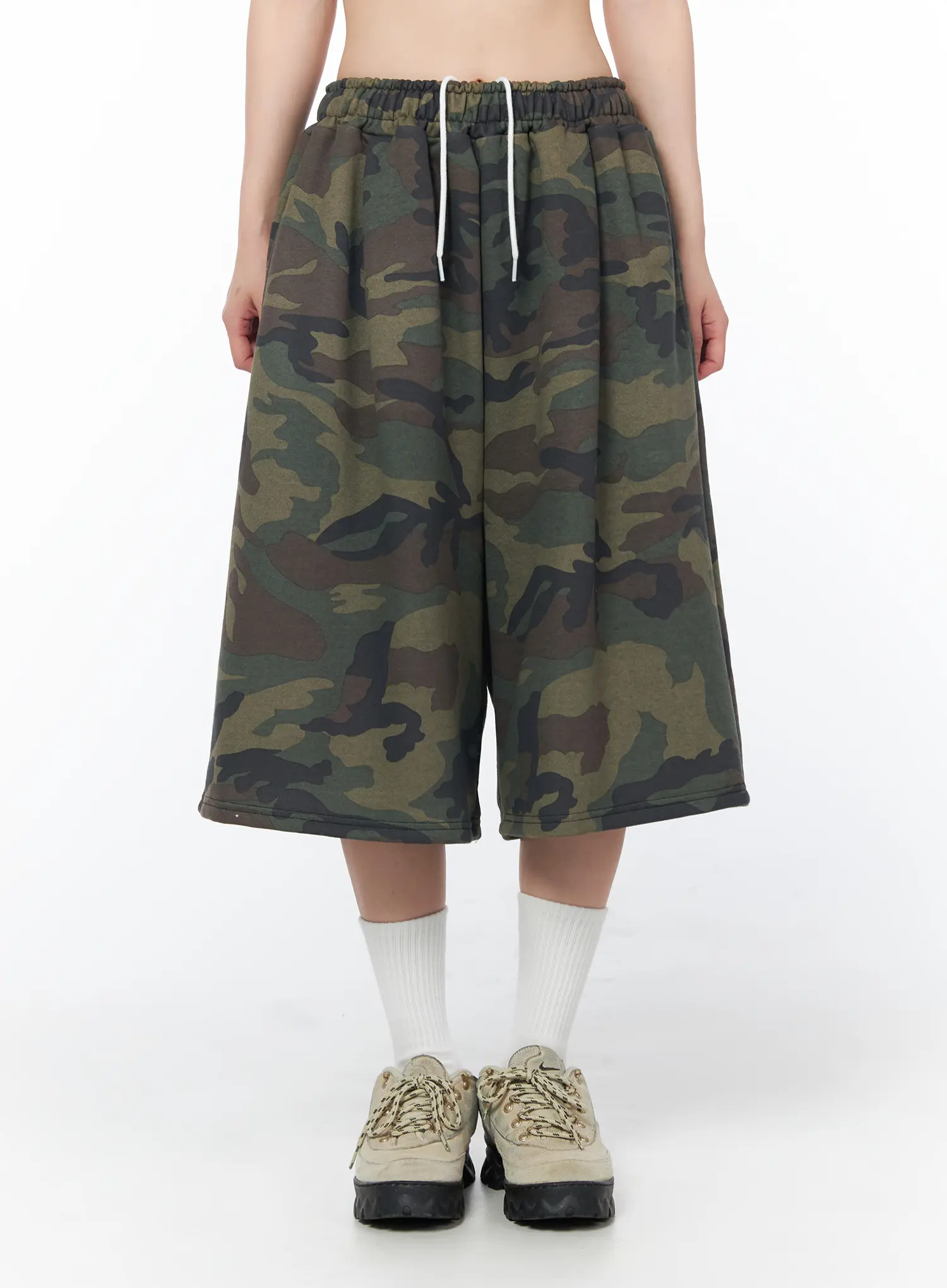 Camouflage Patterned Bermuda Shorts CY508 - Image 9