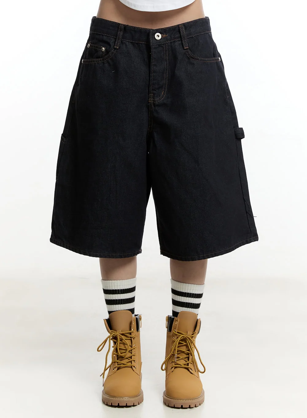 Carpenter Denim Wide-Leg Jorts CY501