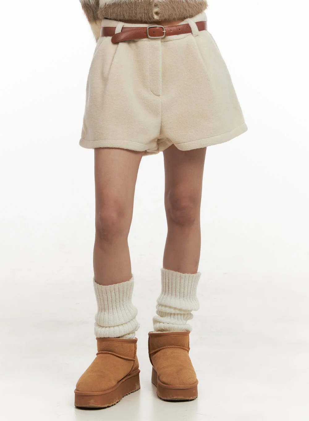 Cashmere-Blend Wide-Fit Shorts CJ507