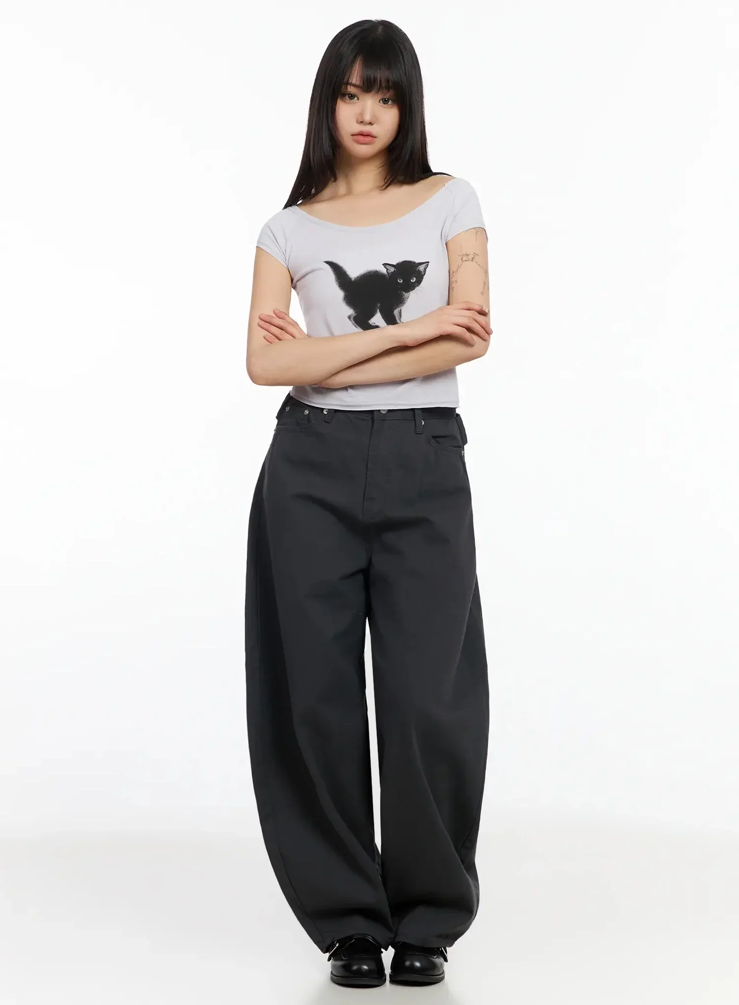 Cat Graphic Off-Shoulder Crop Top IA523 - Image 5