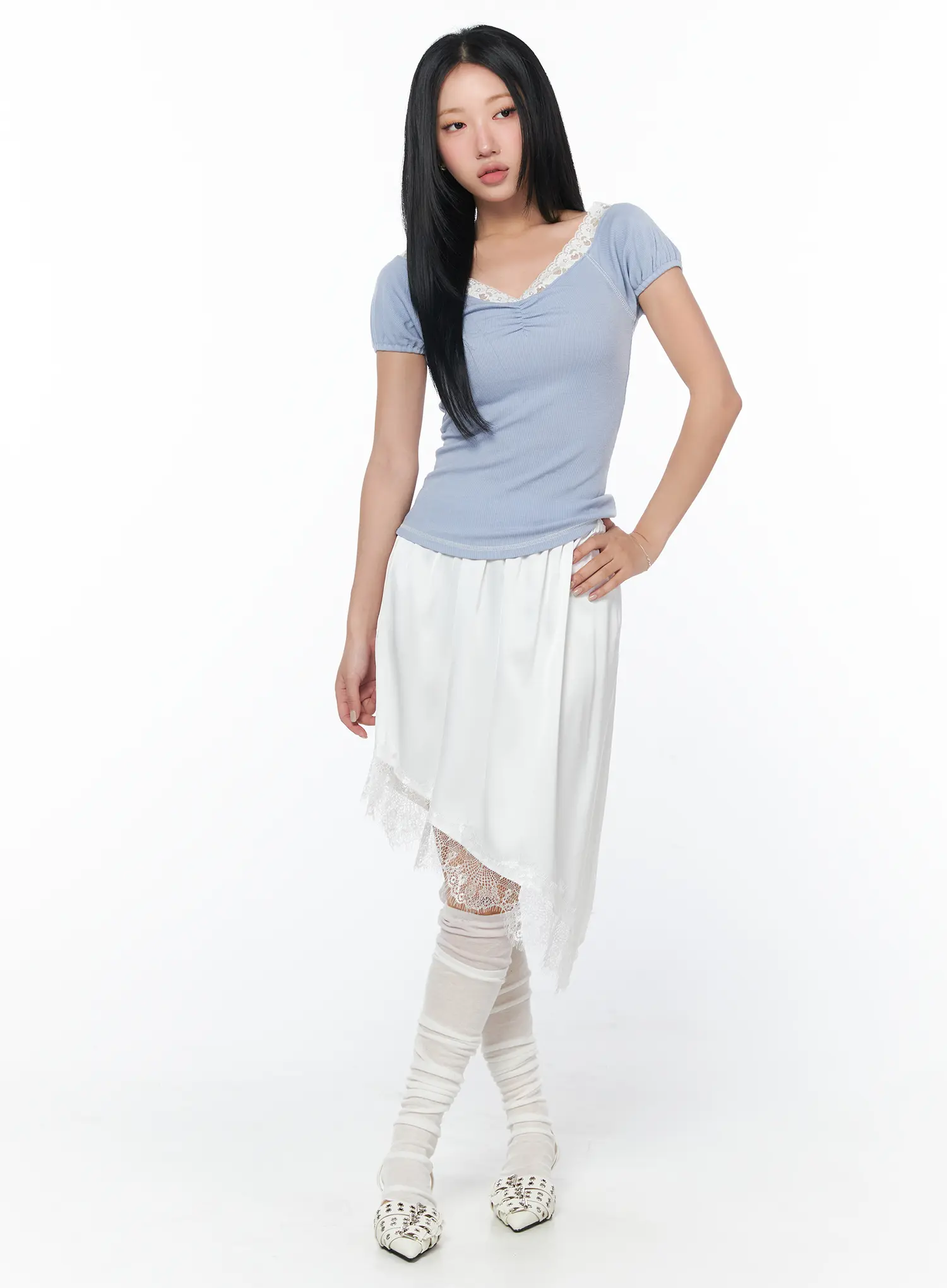 Chic Lace-Trimmed Shirred Tee CY512 - Image 3