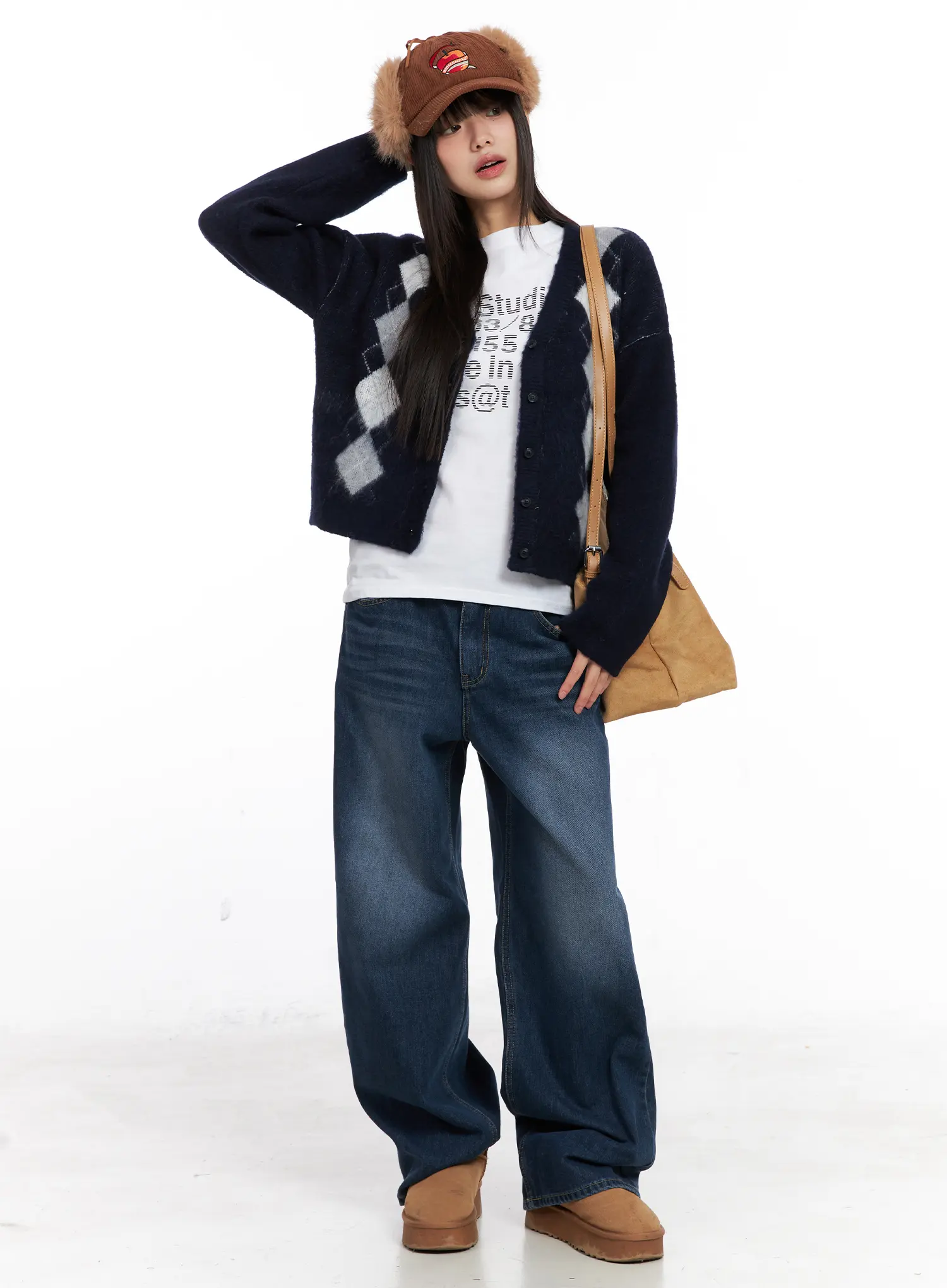 Chic Lettering Long Sleeve Tee CN521 - Image 2