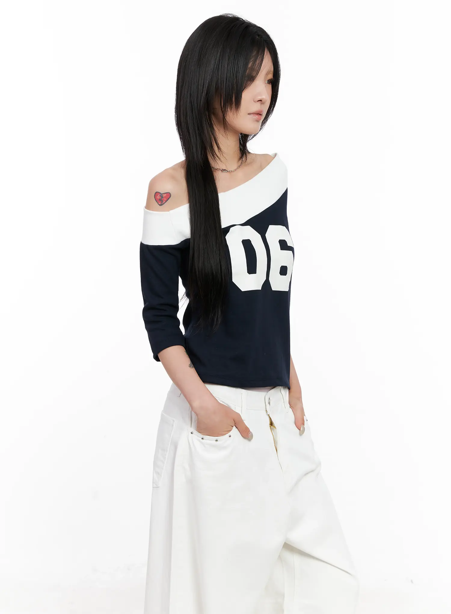 Contrast Number Off-Shoulder Tee CL525 - Image 6