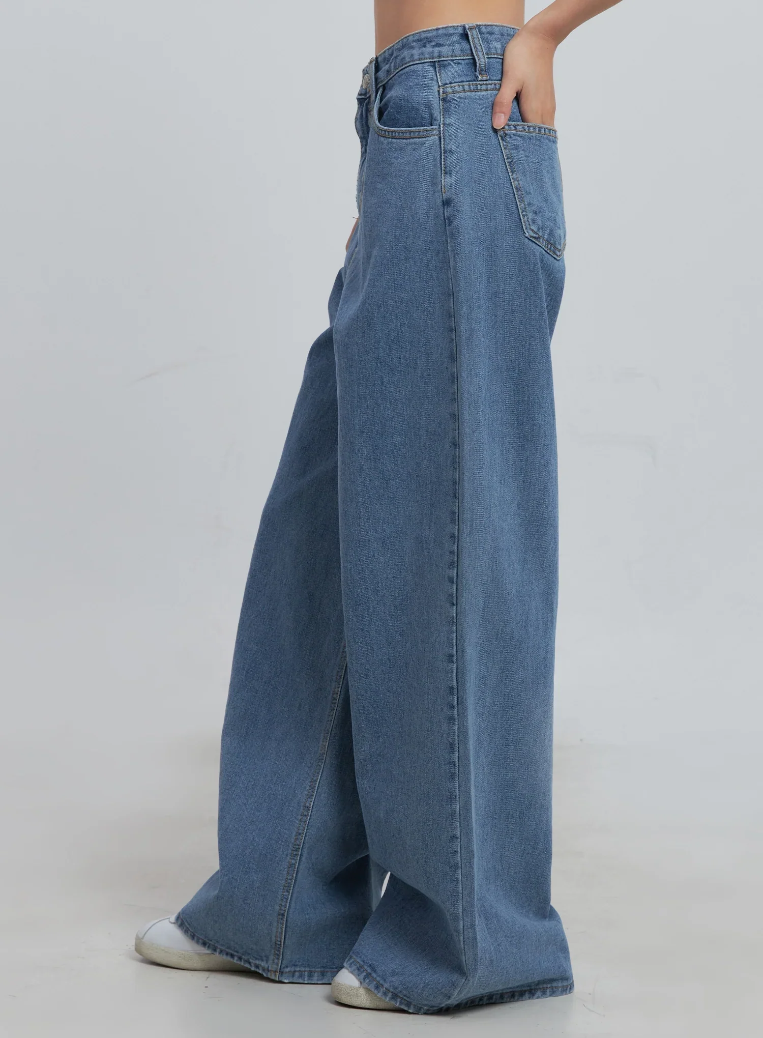 Daniela Wide-Leg Jeans IU512 - Image 12