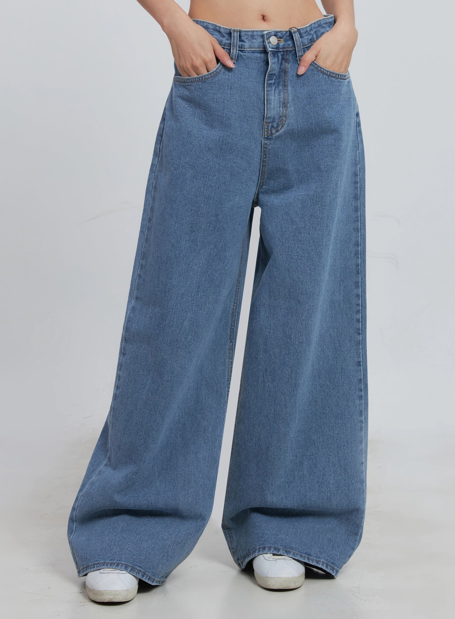 Daniela Wide-Leg Jeans IU512 - Image 9