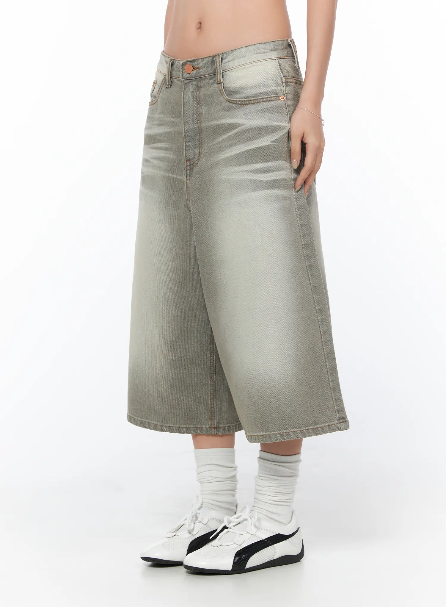 Dess Washed Wide Leg Bermuda Jorts CY512 - Image 2