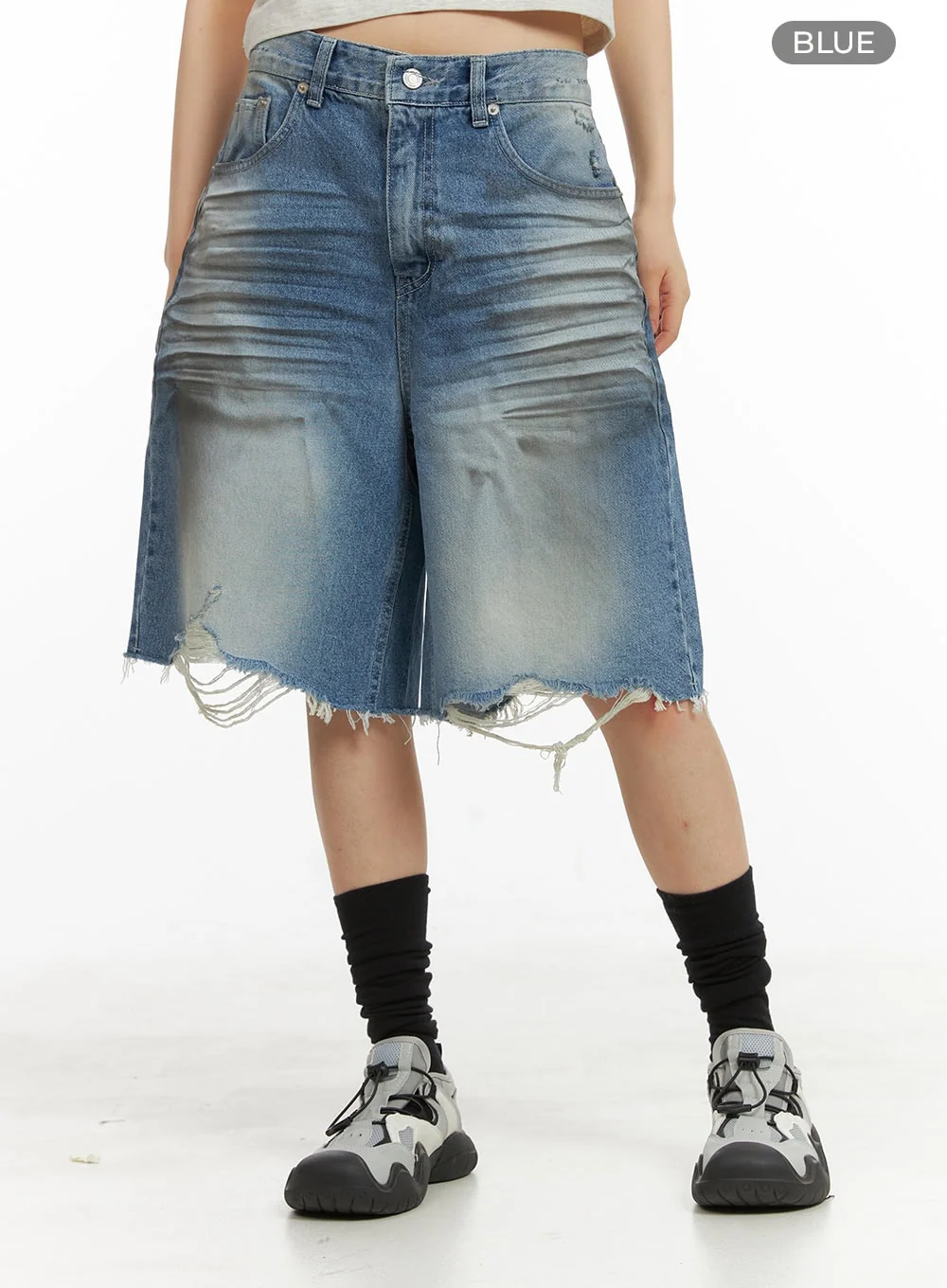 Destroyed Hem Bermuda Jorts CY414 - Image 9