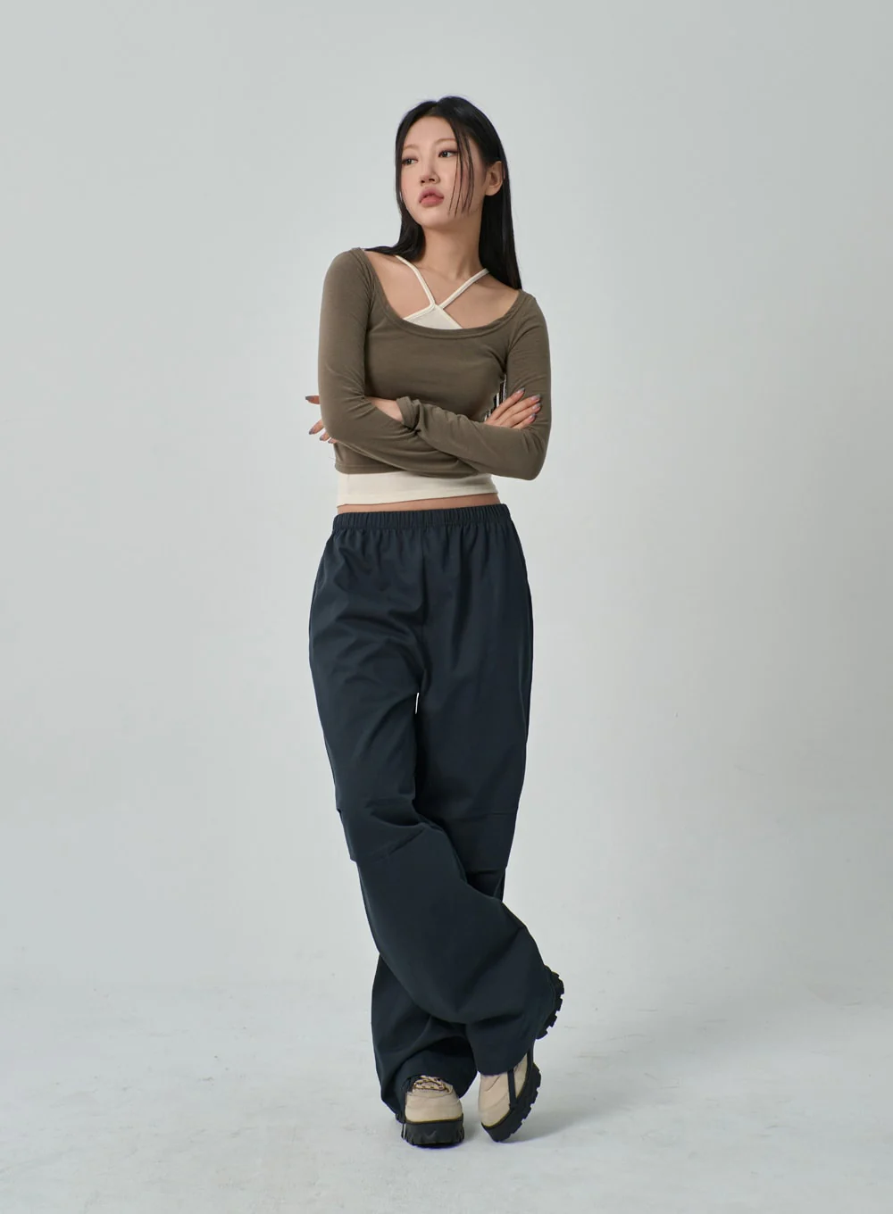 Drawstring Wide Track Pants IF314 - Image 11