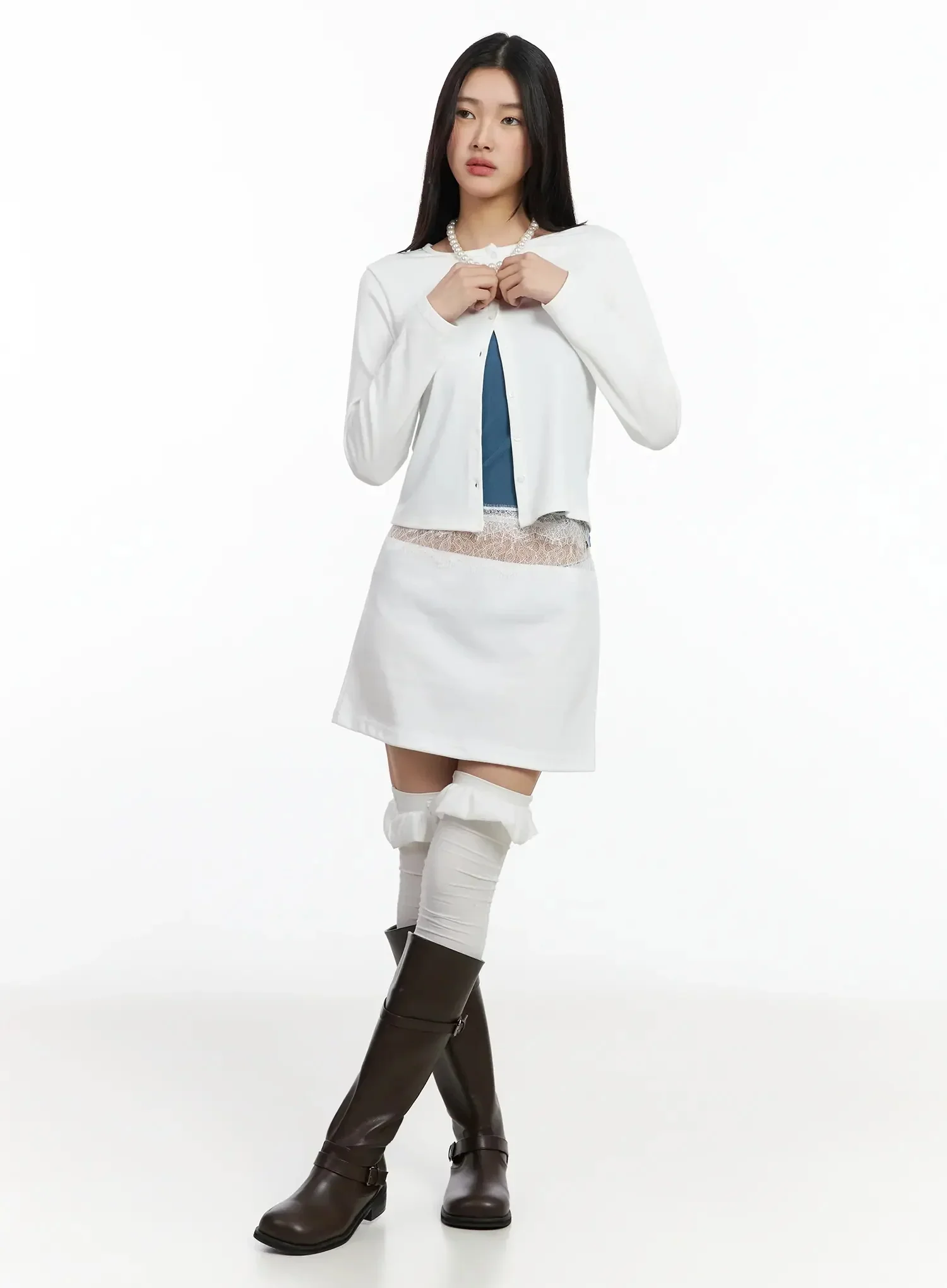Elegant Round Neck Lace Trim Cardigan IM530 - Image 4