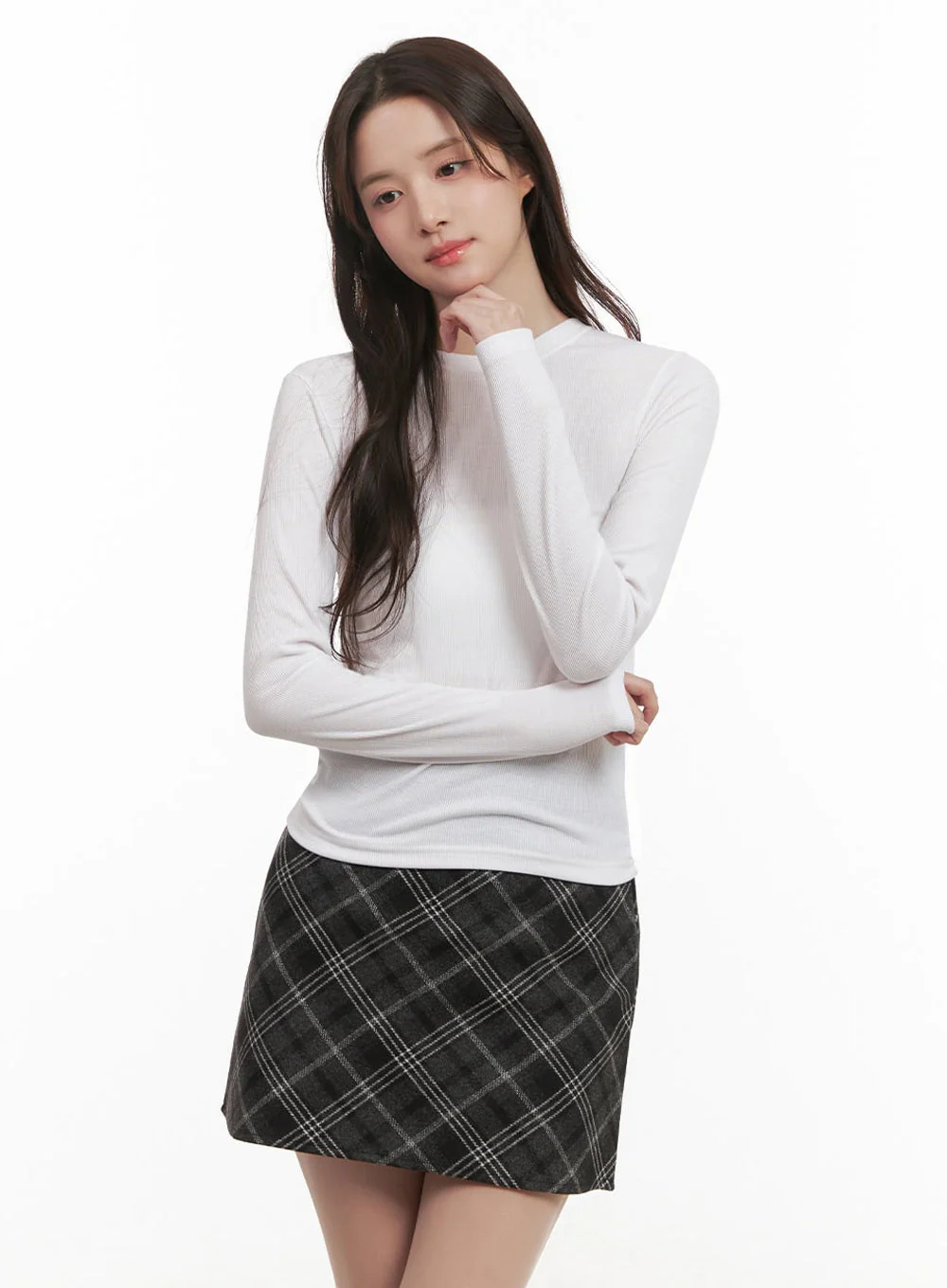 Essential Slim-Fit Long-Sleeve Top IJ510 - Image 10
