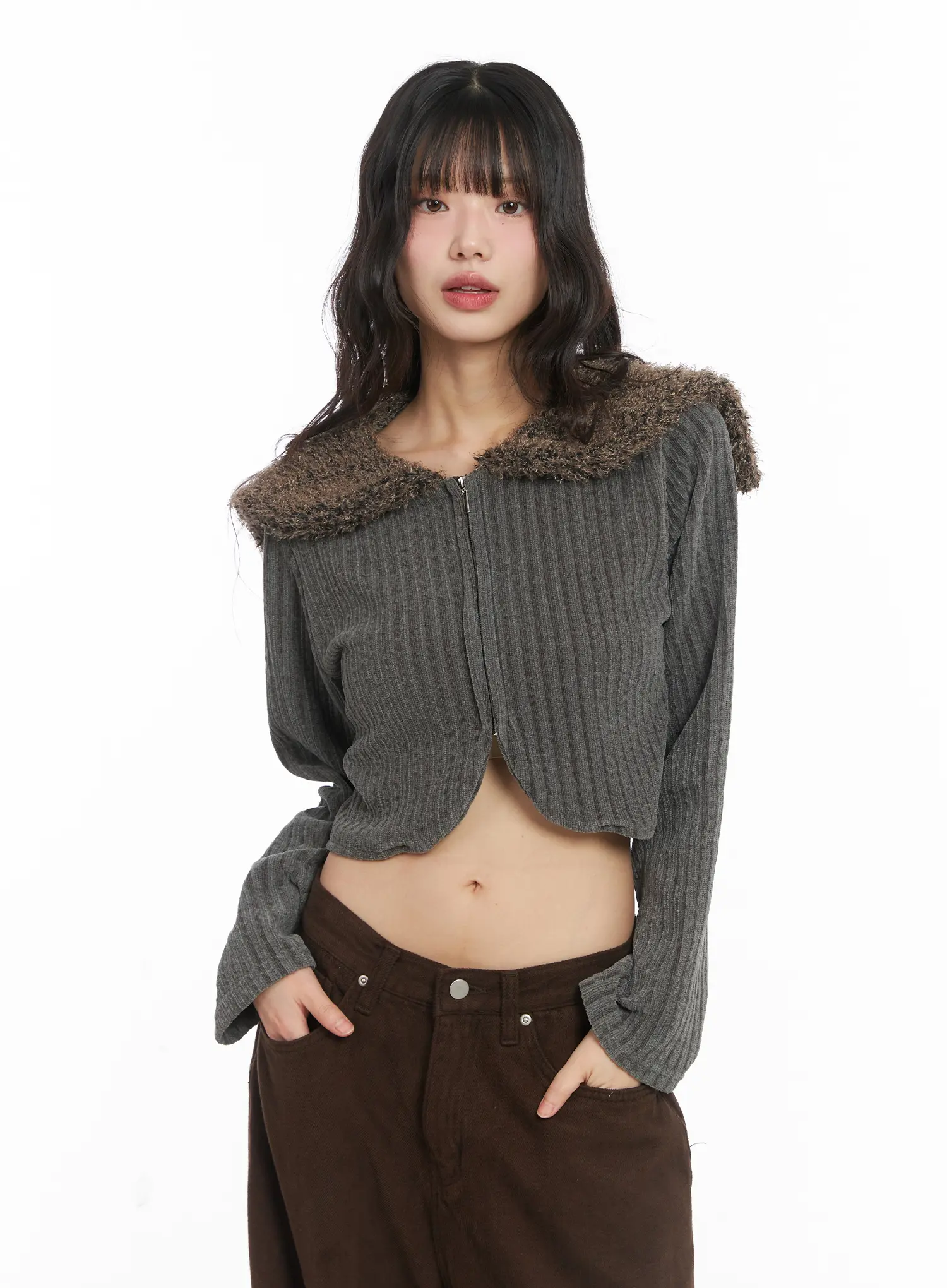 Faux Fur Cropped Cardigan CD531 - Image 2