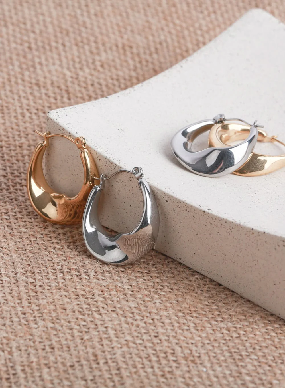 Flow Bold Earrings IL404 - Image 3