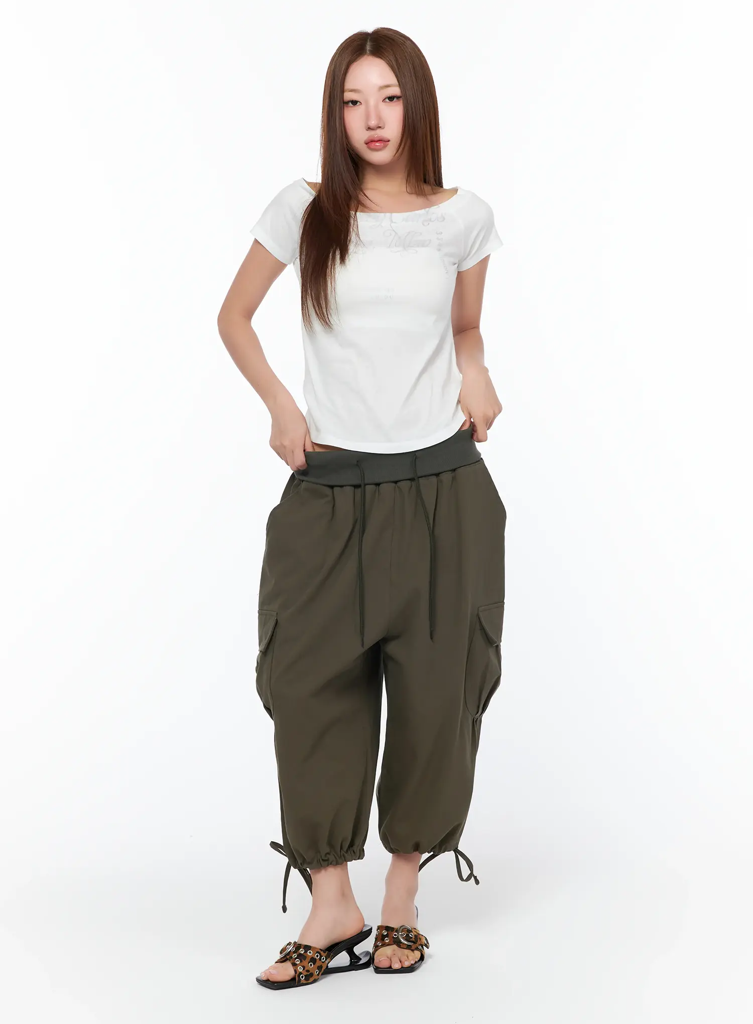 Folded Cargo Bermuda Pants CA515 - Image 2
