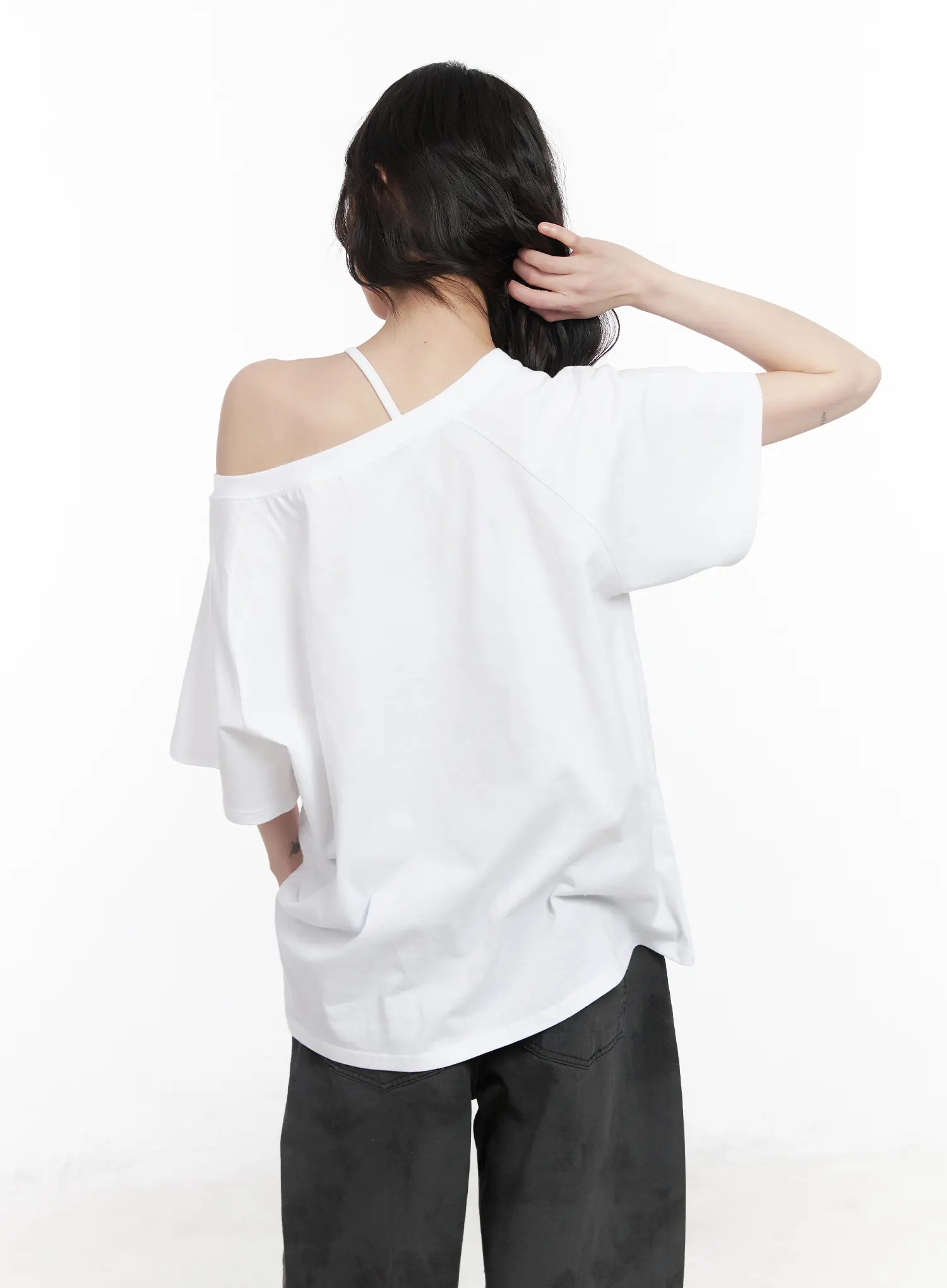 Graphic Bunny Off-Shoulder Top CM526 - Image 10