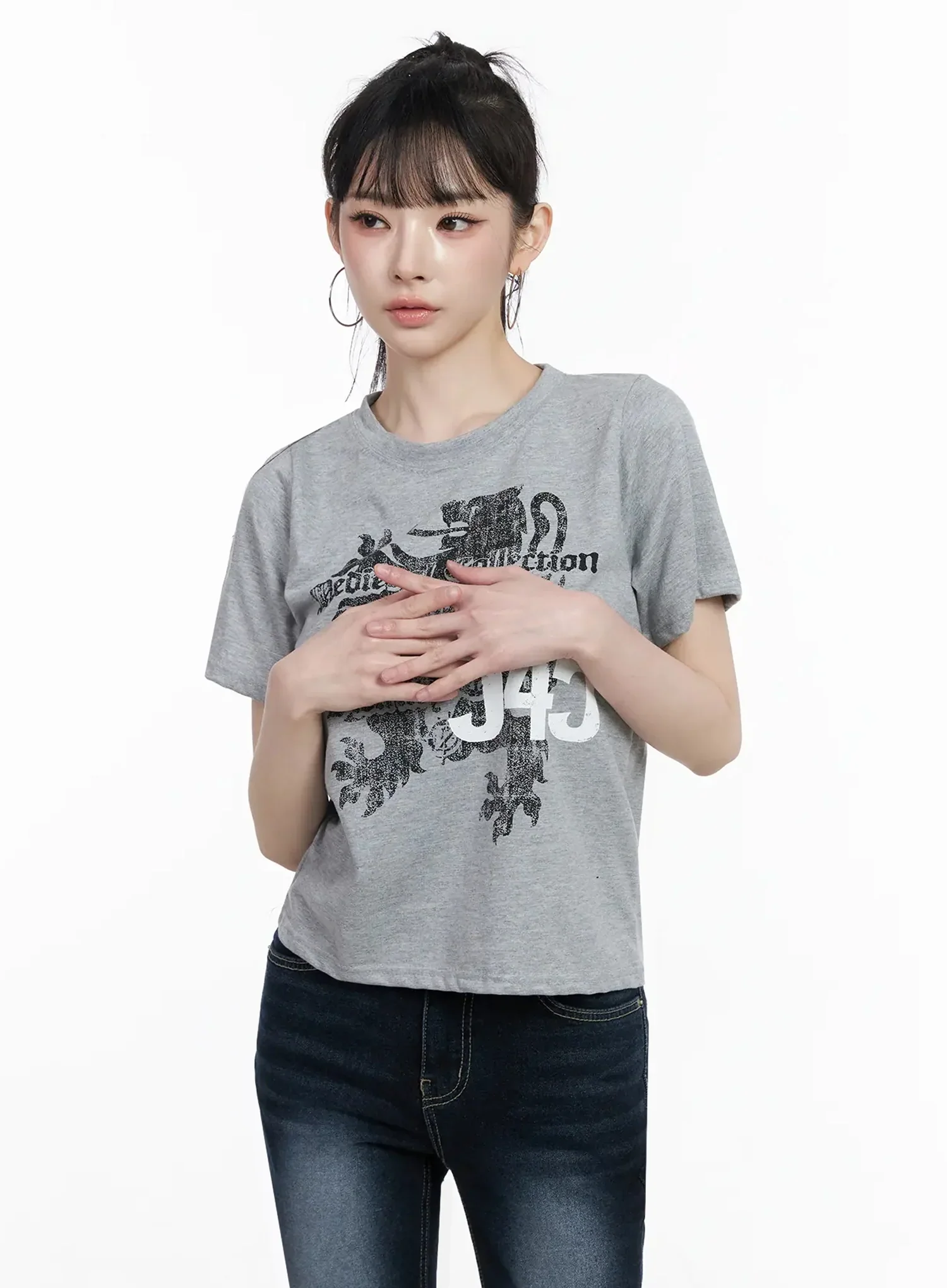 Graphic Crop Tee IY511 - Image 3