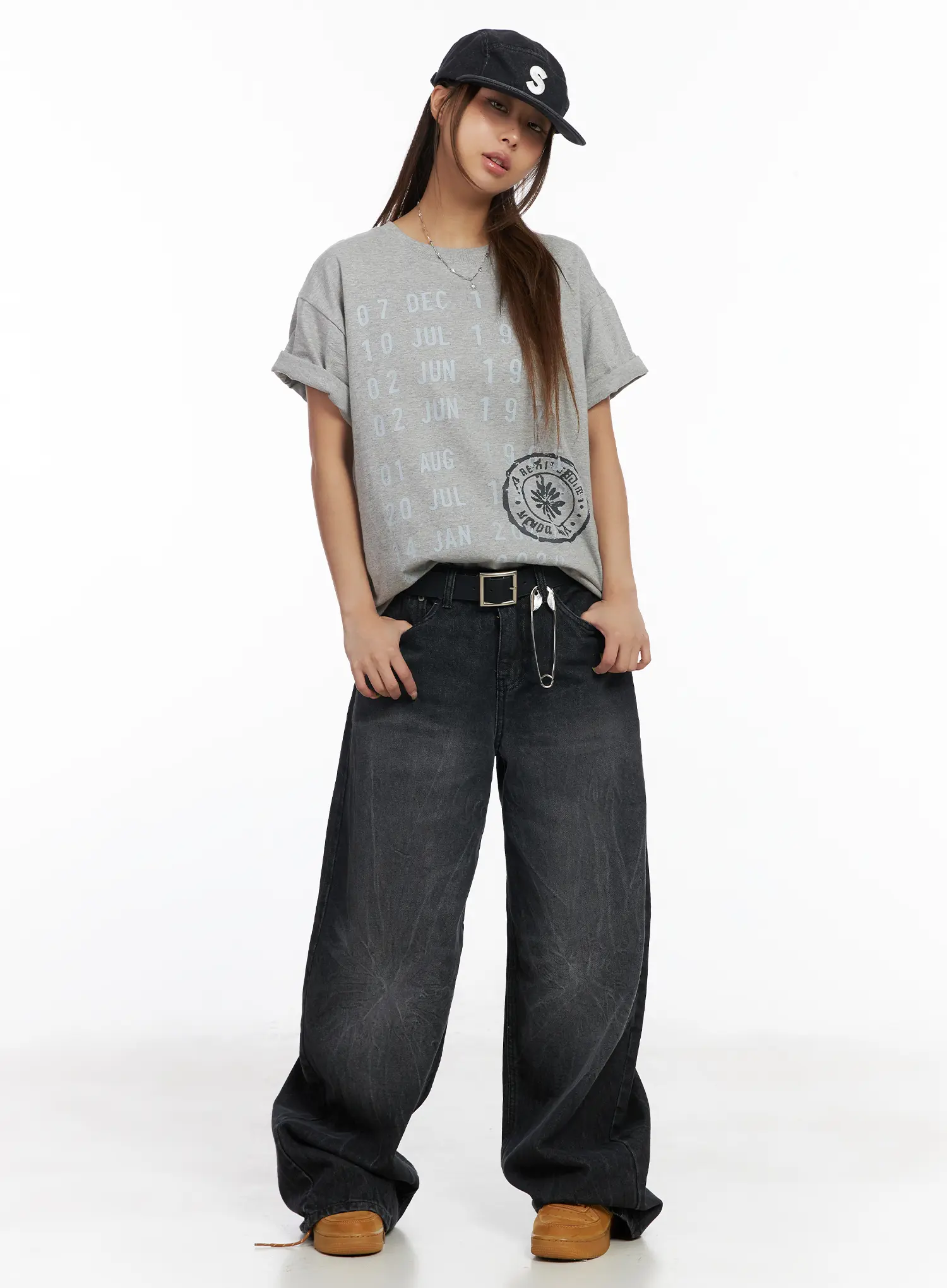 Graphic Date Print T-Shirt CM520 - Image 3