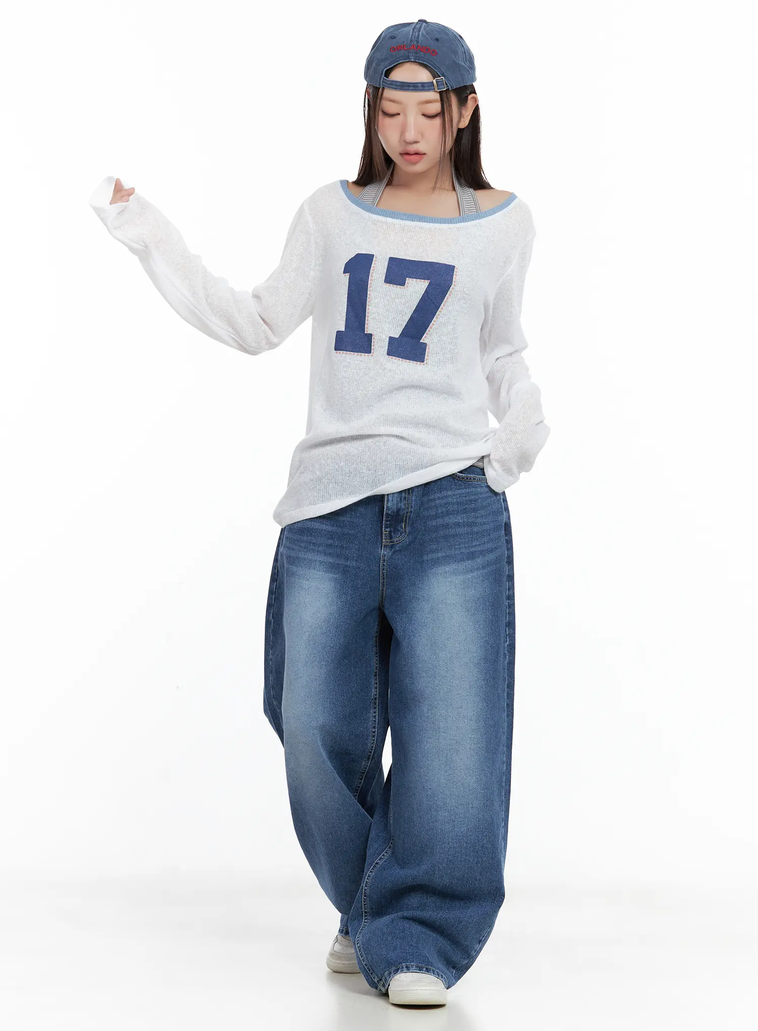Graphic Linen Loose-Fit Long-Sleeve Tee CL509