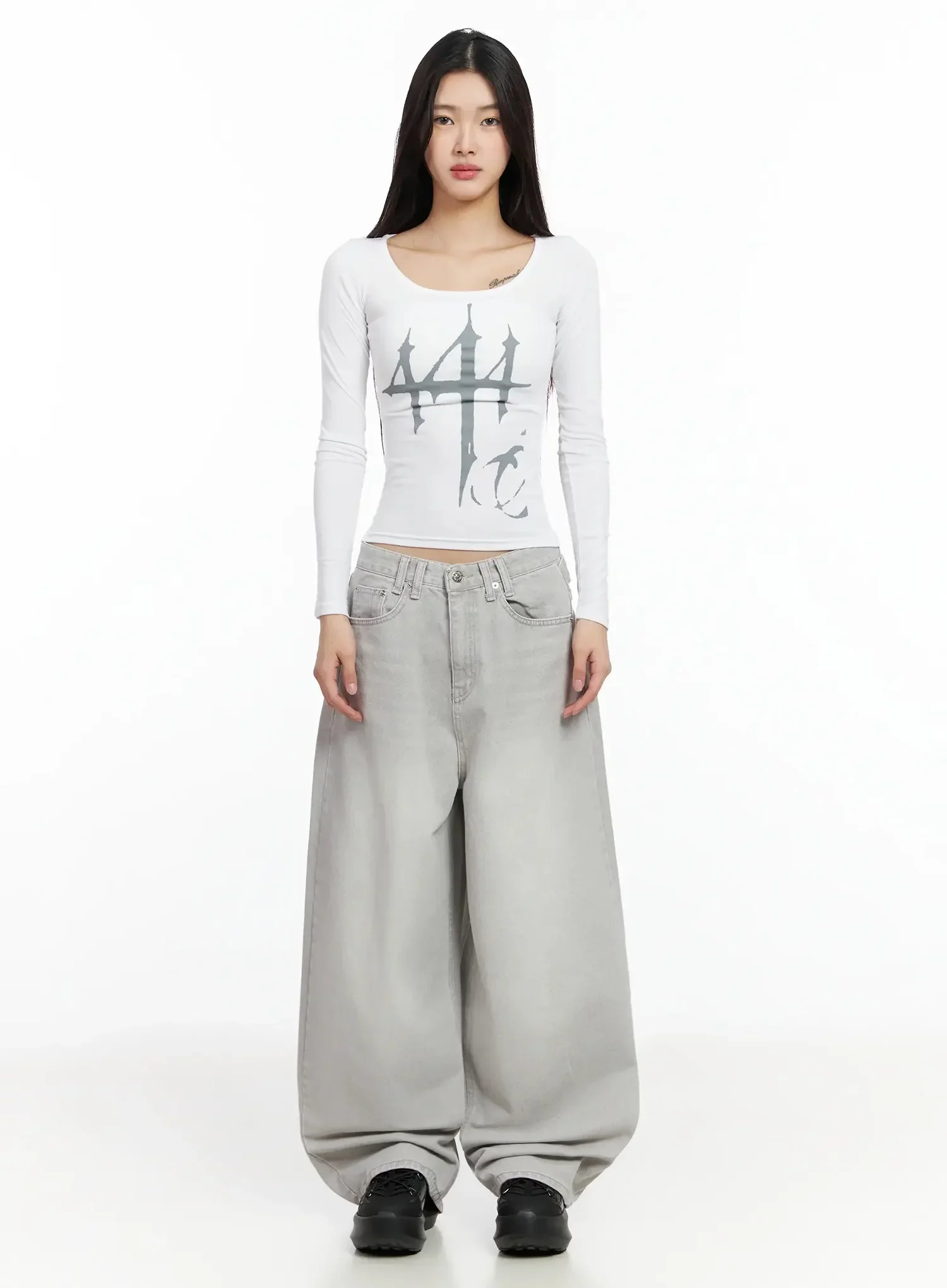 Graphic Print Slim Long Sleeve Tee IA508 - Image 11