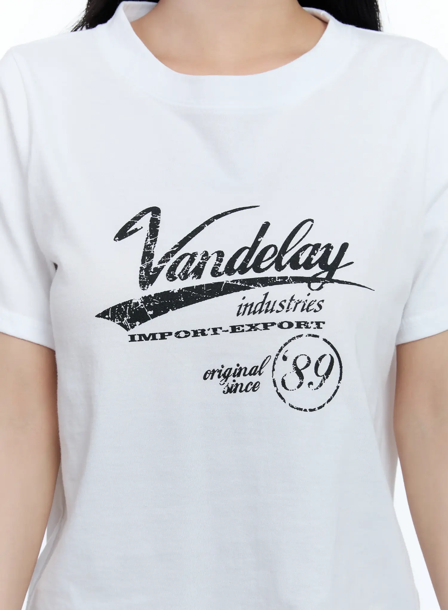 Graphic Short-Sleeve Statement Shirt CL530 - Image 10