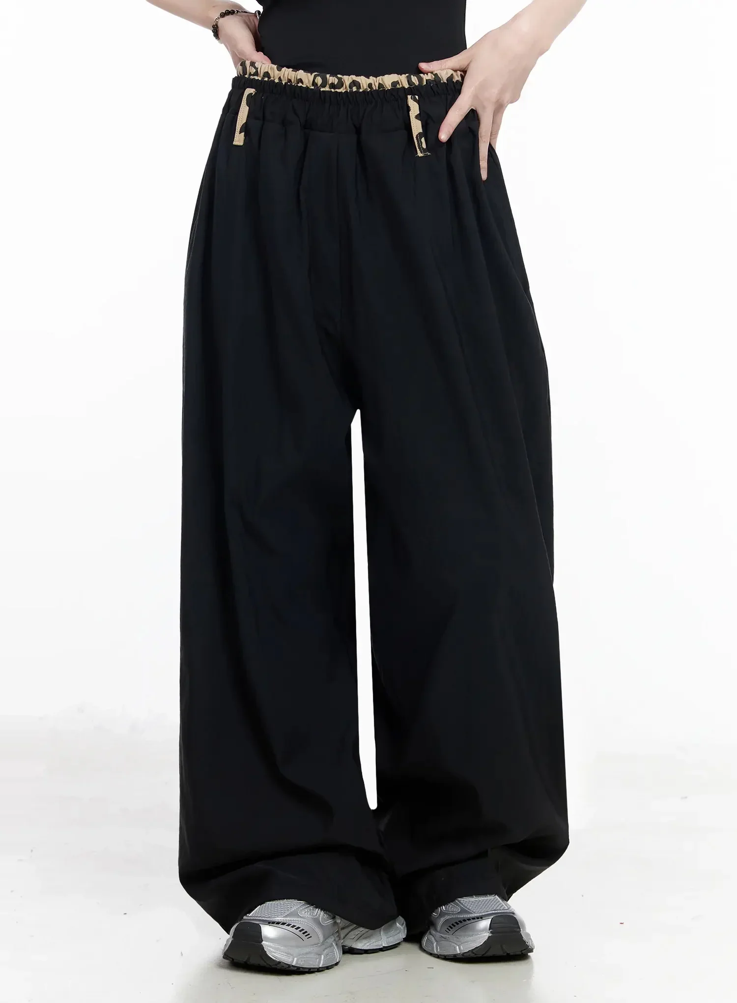 Graphic Trim Wide-Leg Pants IY511 - Image 9