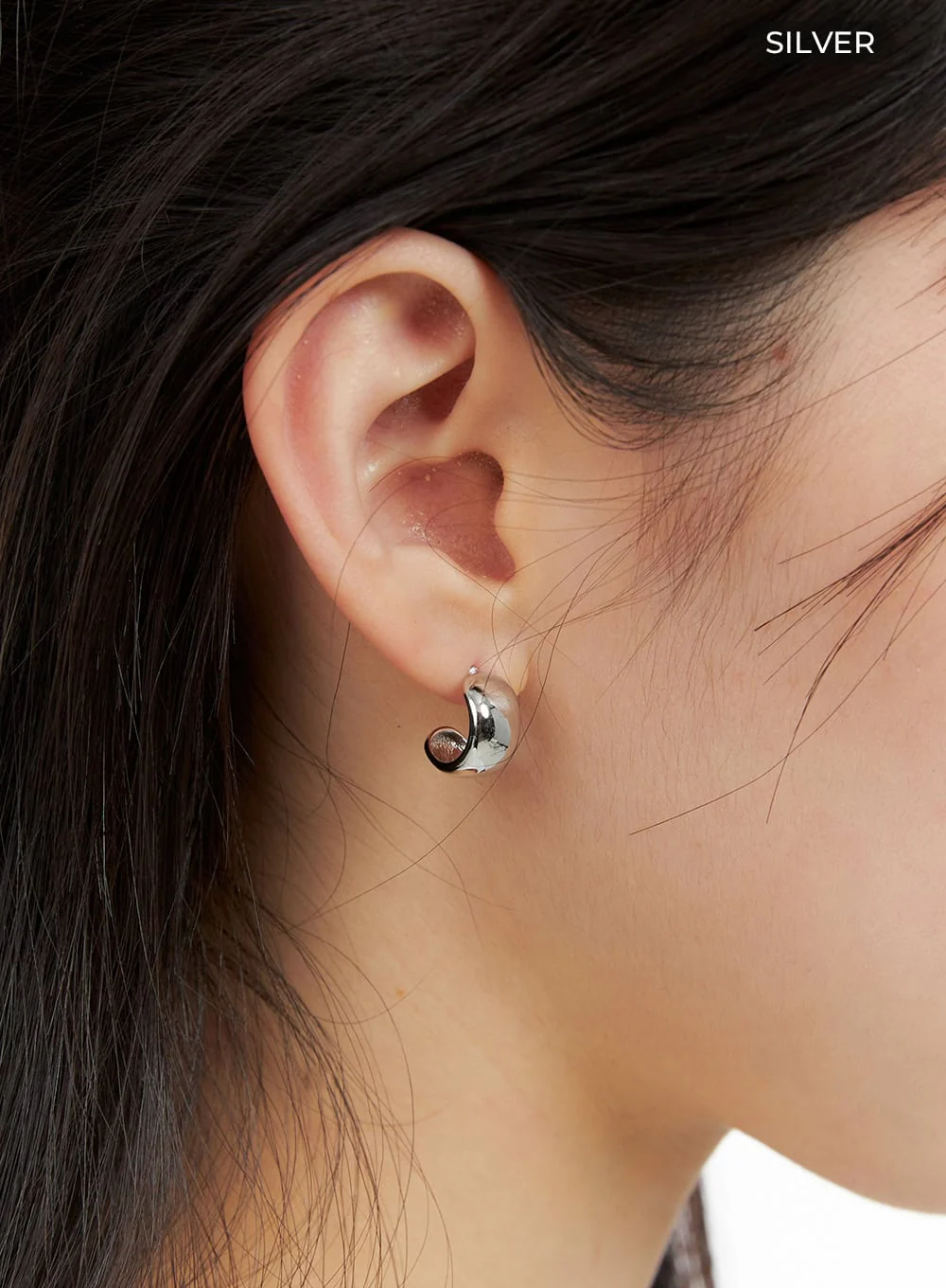 Half Bold Ring Earrings IG406 - Image 5