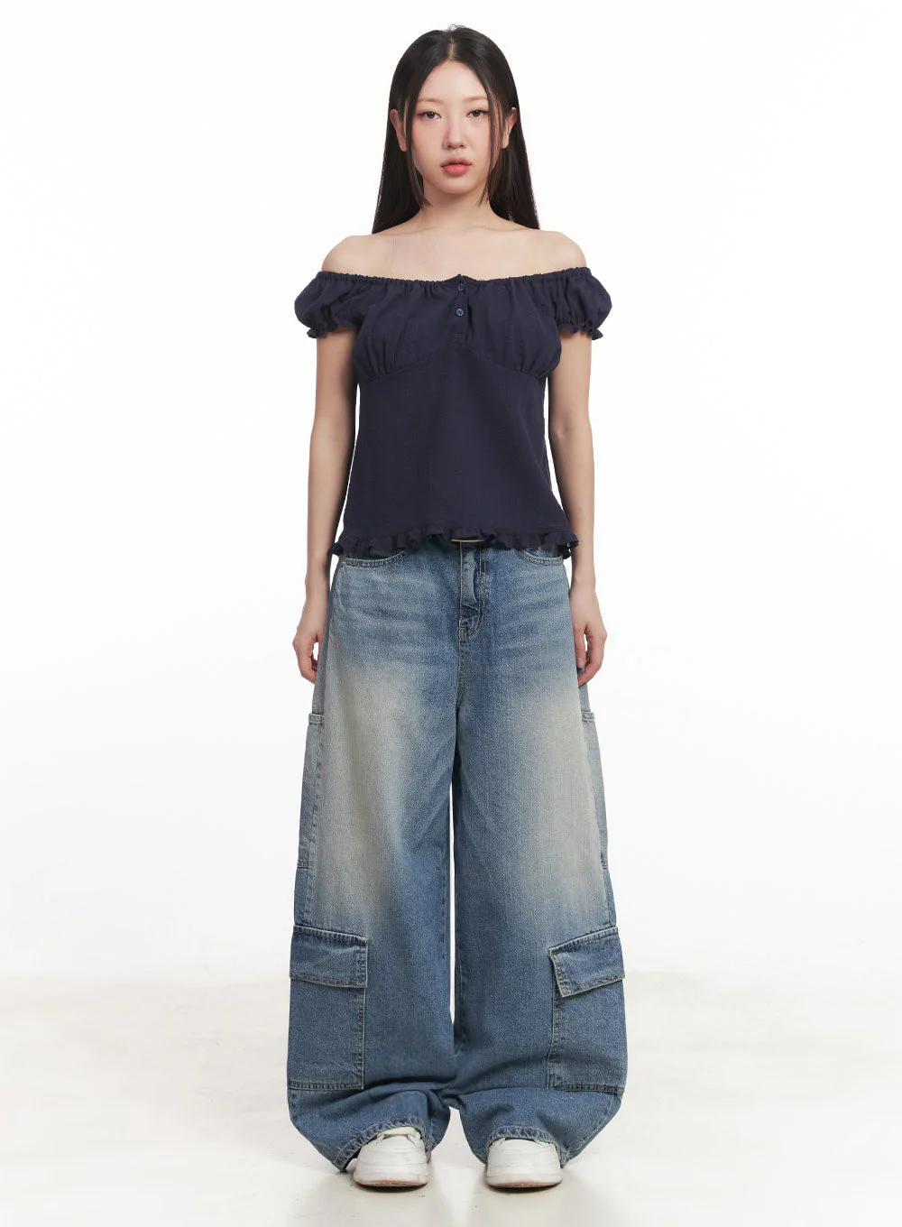 Heather Cargo Washed Wide-Leg Jeans IM528 - Image 4