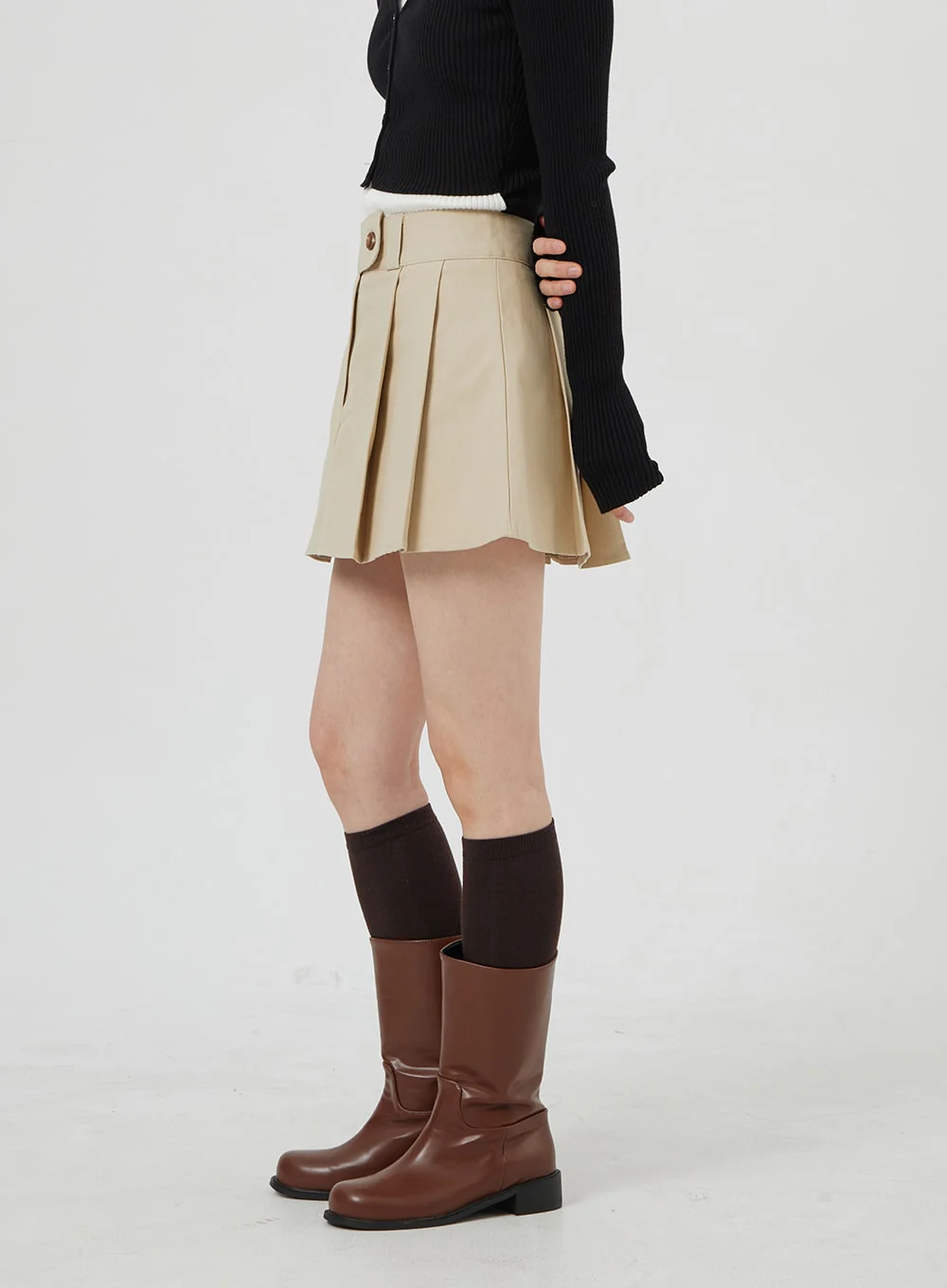 High Waist Pleated Mini Skirt OM306 - Image 9