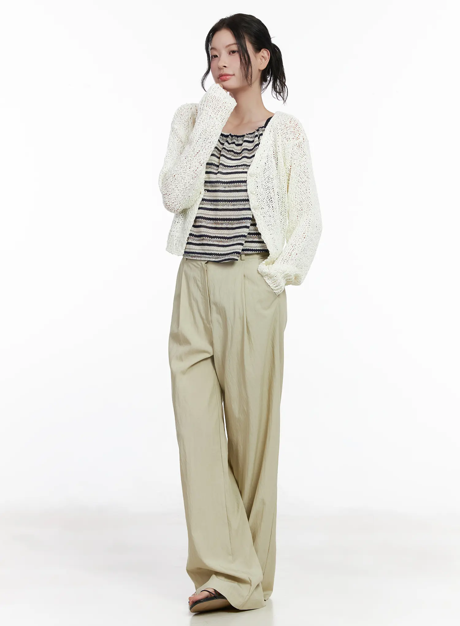 Knitted Crop Cardigan CA509 - Image 2