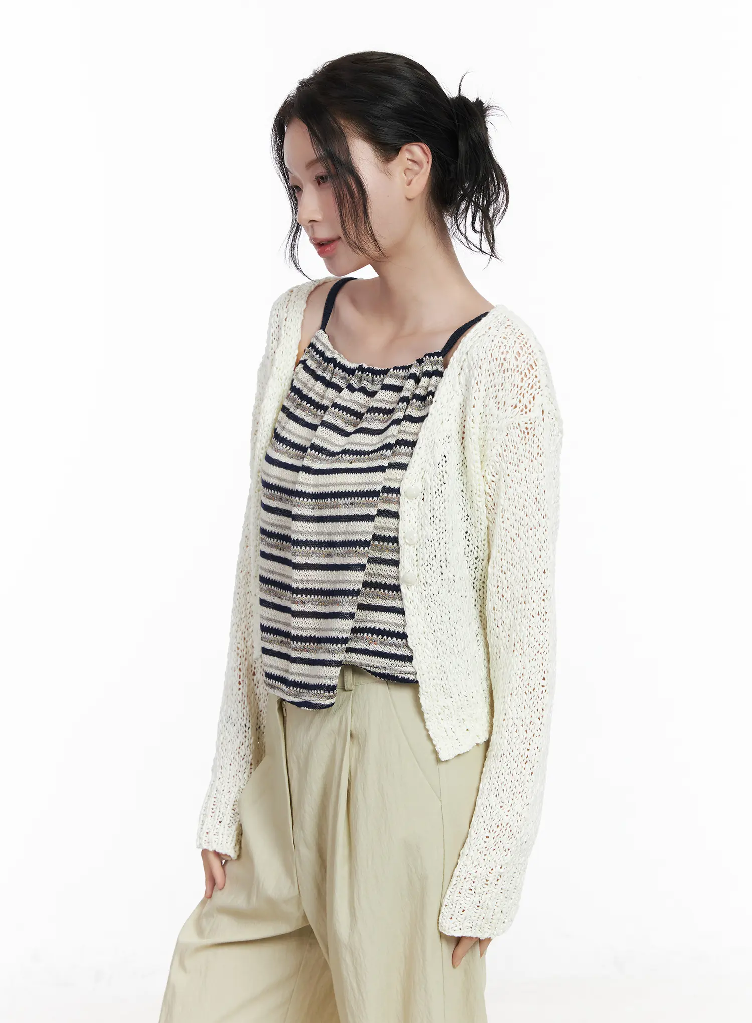 Knitted Crop Cardigan CA509 - Image 8