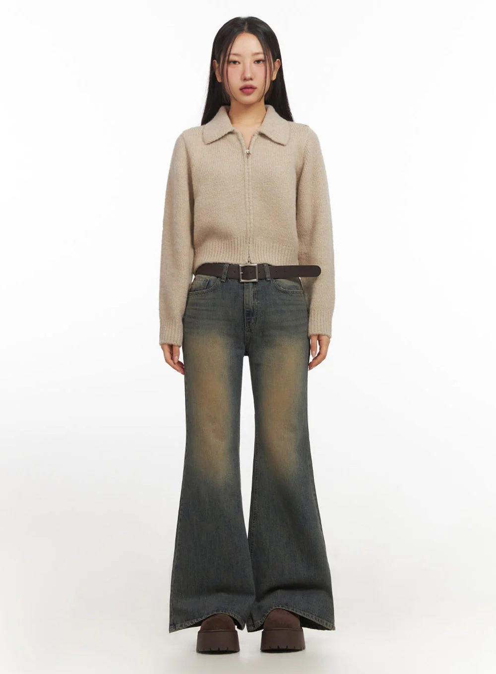 Kourtney Vintage Wash Flared Jeans IF510 - Image 4