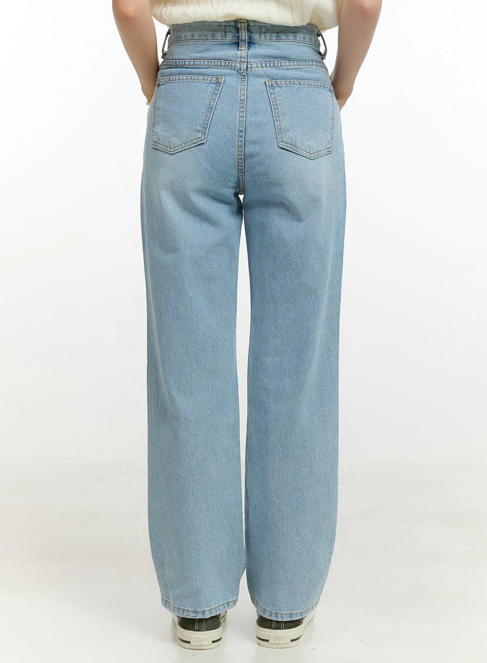 Light Washed Straight Jeans OL423 - Image 6