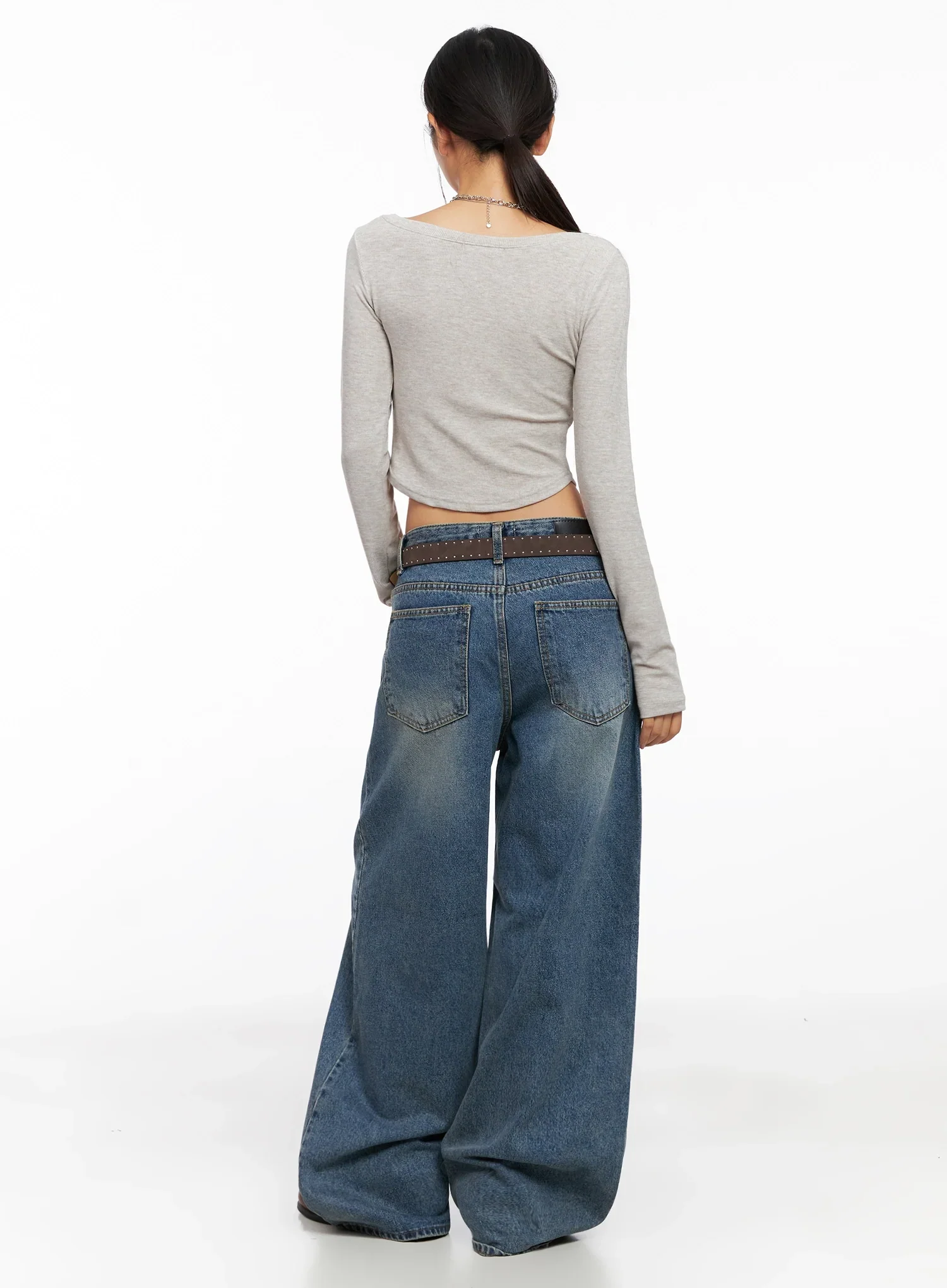 Lilah Wide-Leg Washed Jeans IG527 - Image 4