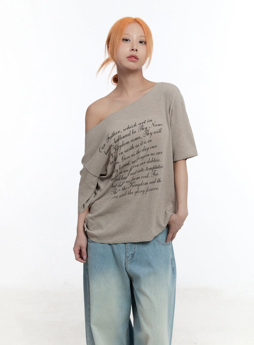 Loose-Fit Graphic Off-Shoulder Tee CU502 - Image 10