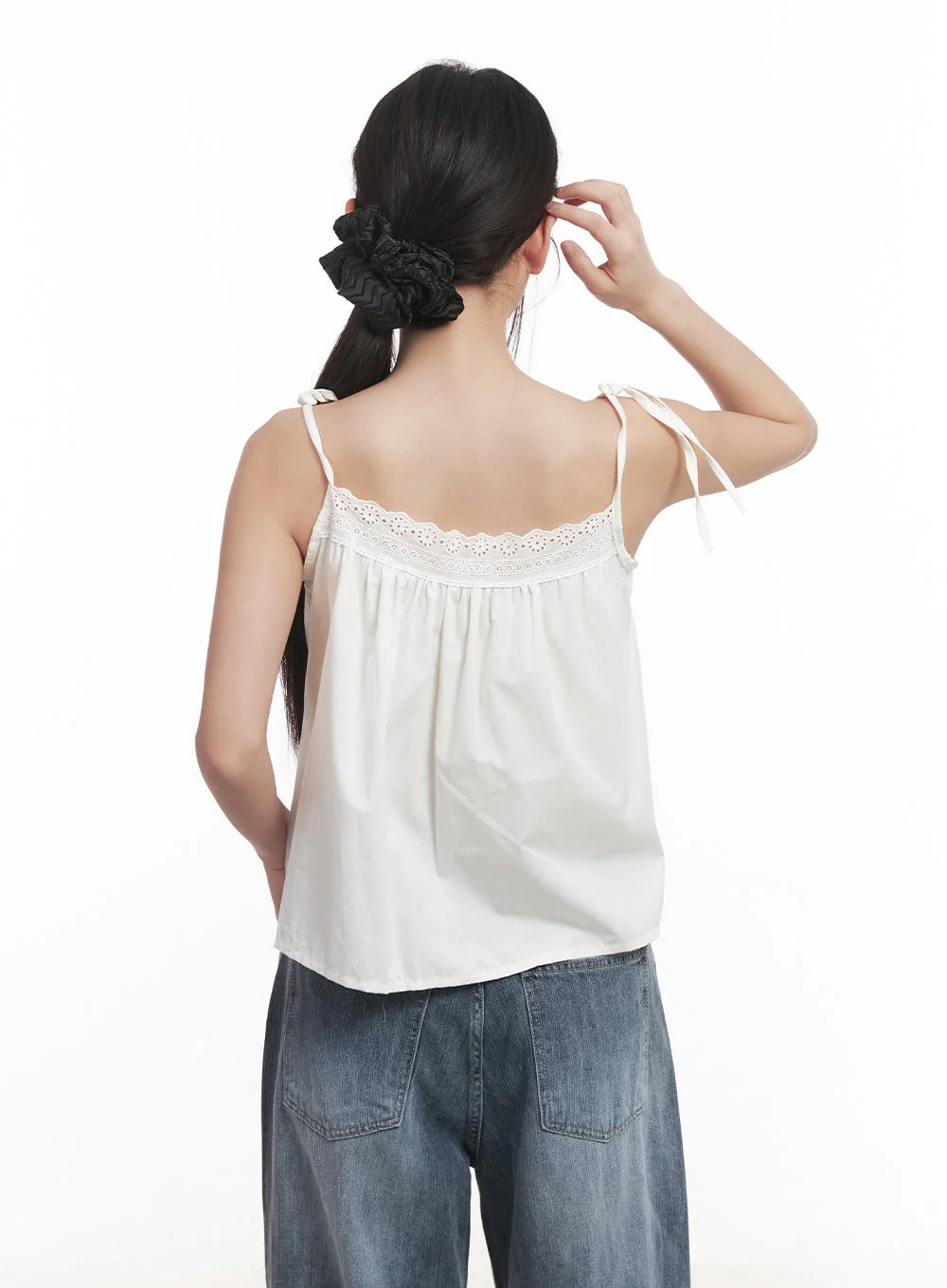 Loose-Fit Lace Trim Cami CM528 - Image 4