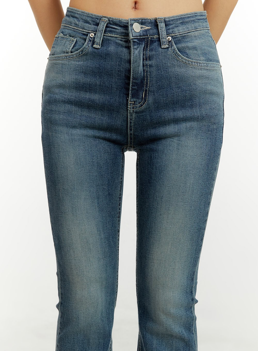 Low Rise Bootcut Jeans CY409 - Image 3