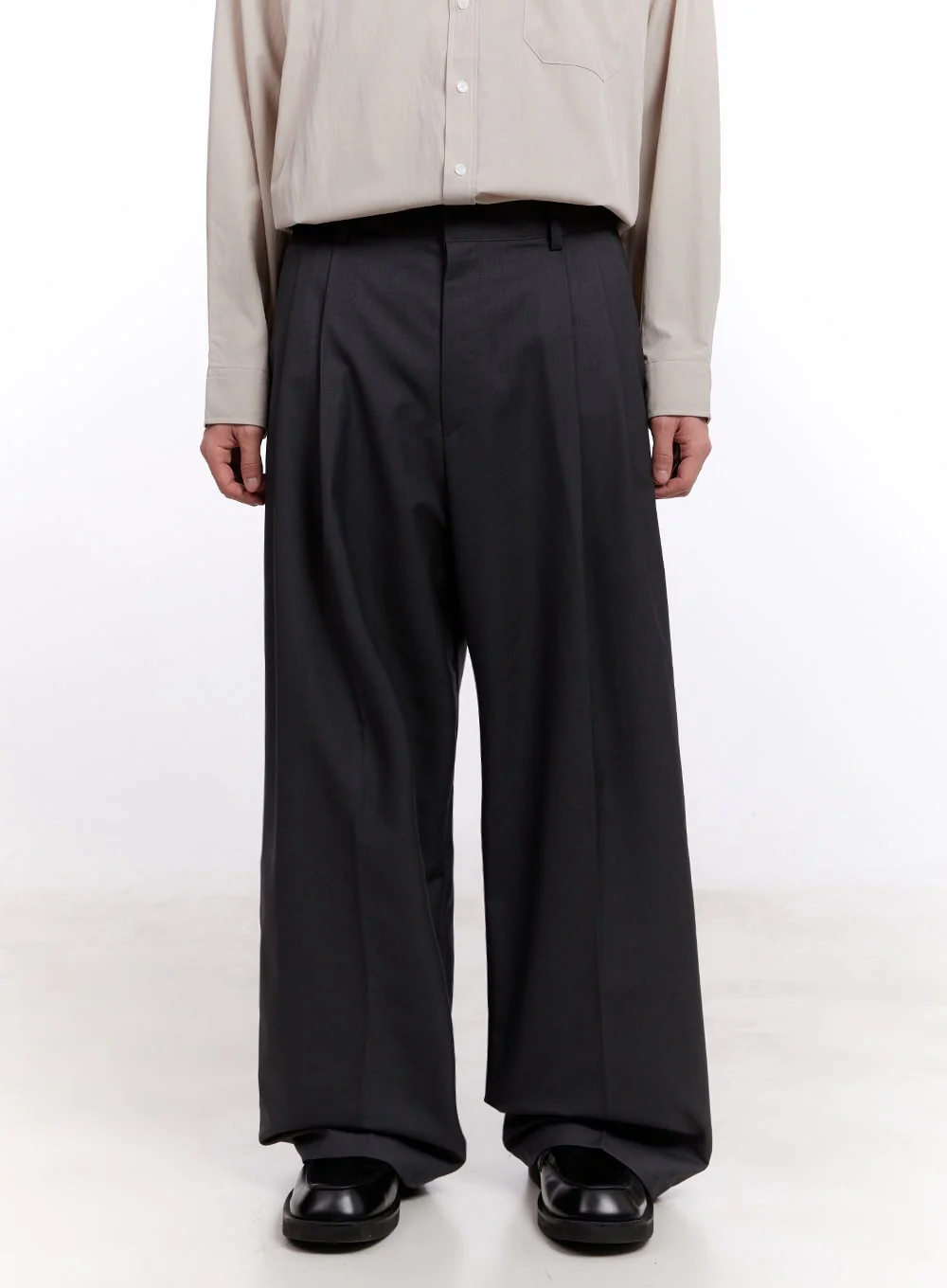Men's Balloon-Fit Pintuck Trousers IM512 - Image 4