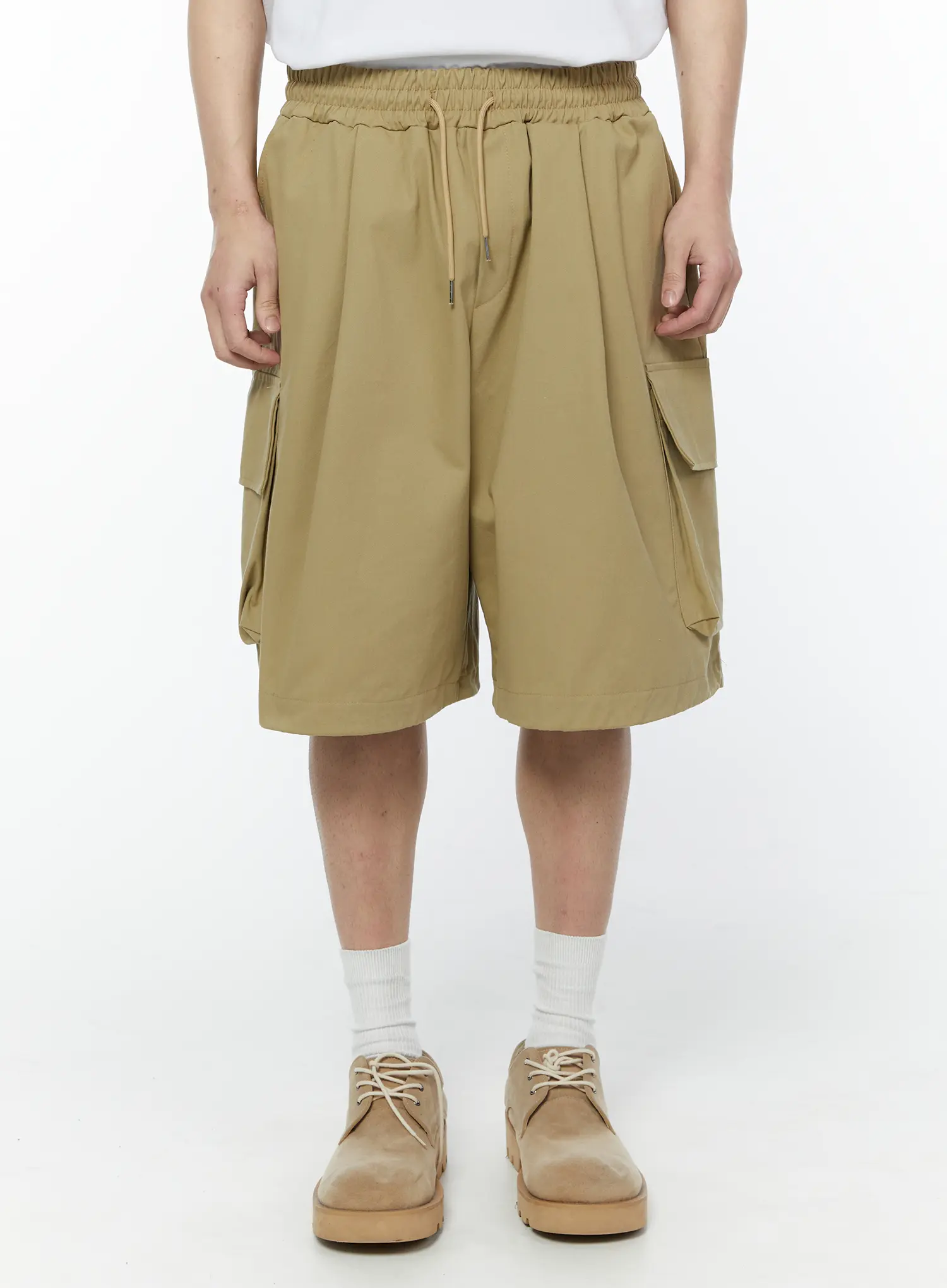 Men's Beige Cargo Bermuda Shorts IA530