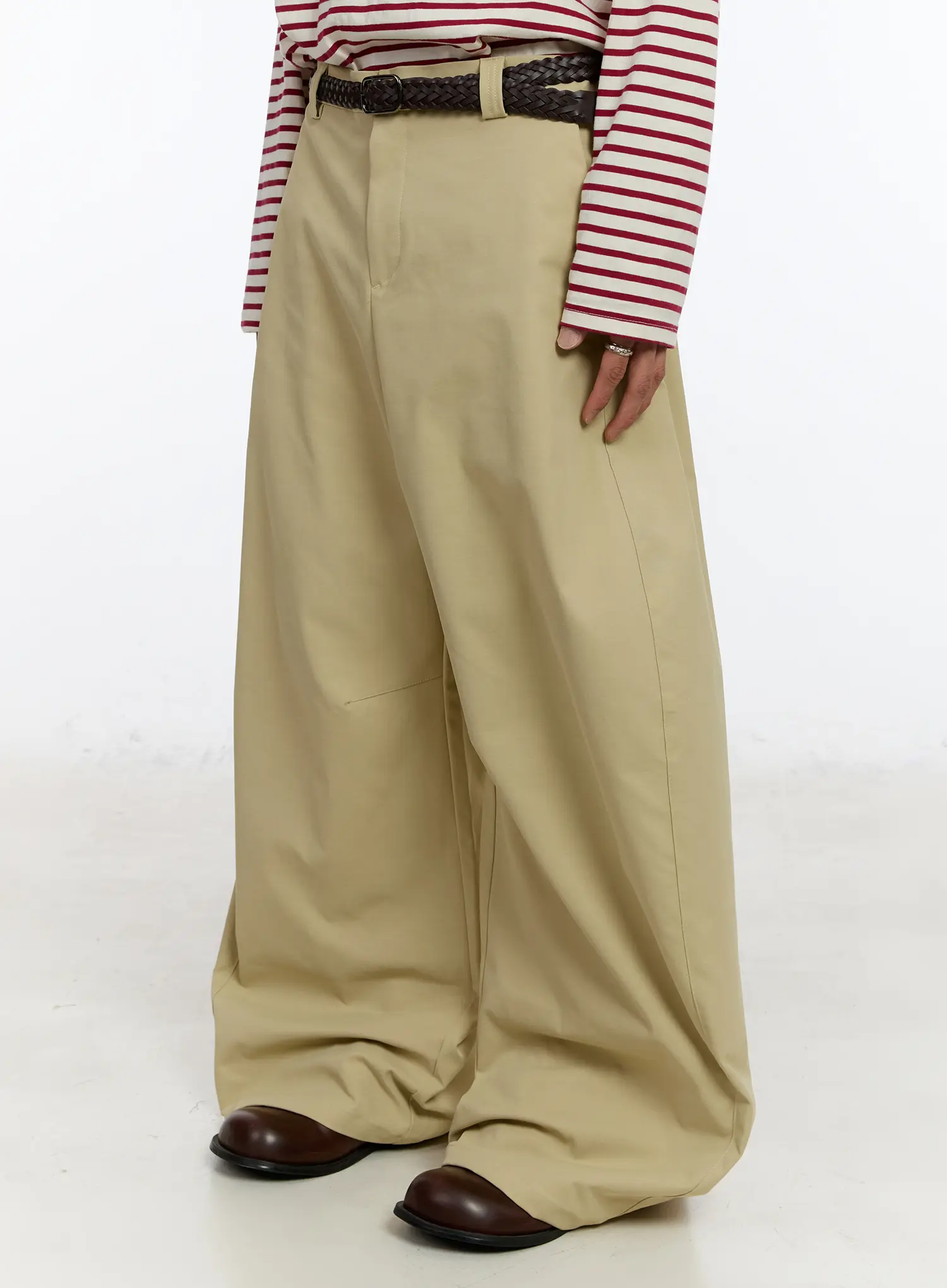 Men's Beige Wide Leg Pants IM530 - Image 6