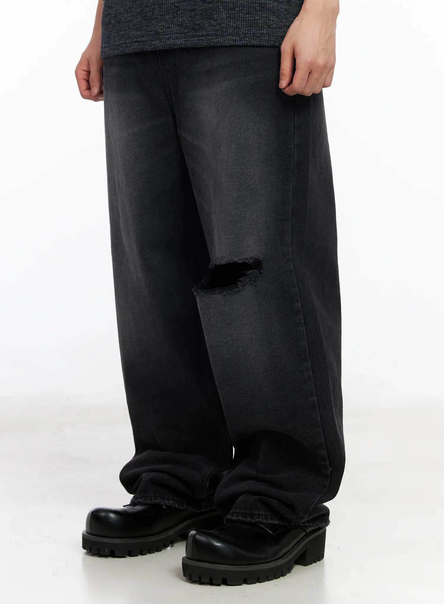 Men's Distressed Baggy Jeans IA501 - Image 5